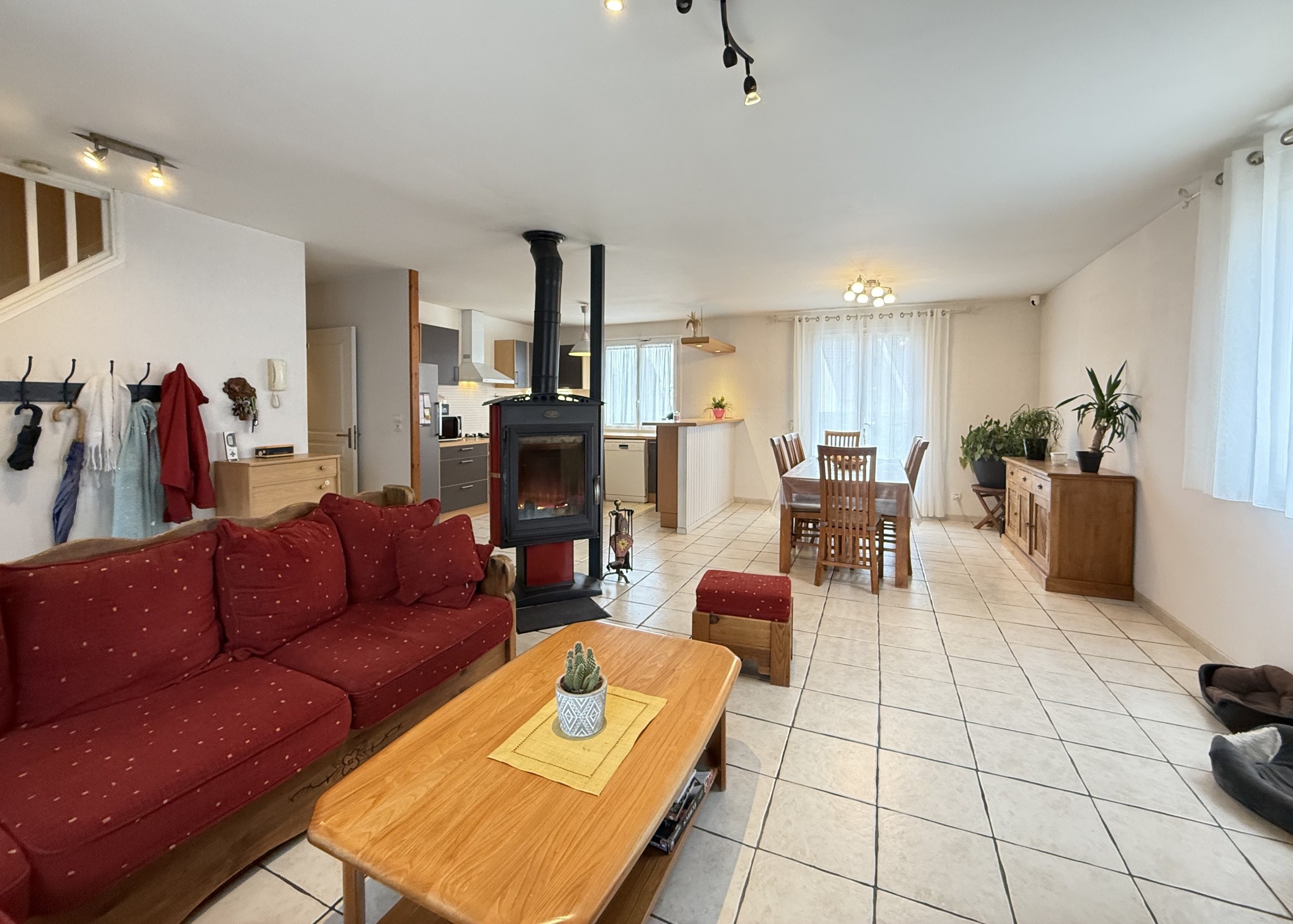 Maison à vendre à Houdan, 430 m², 8 pièces – photo 2 sur 16