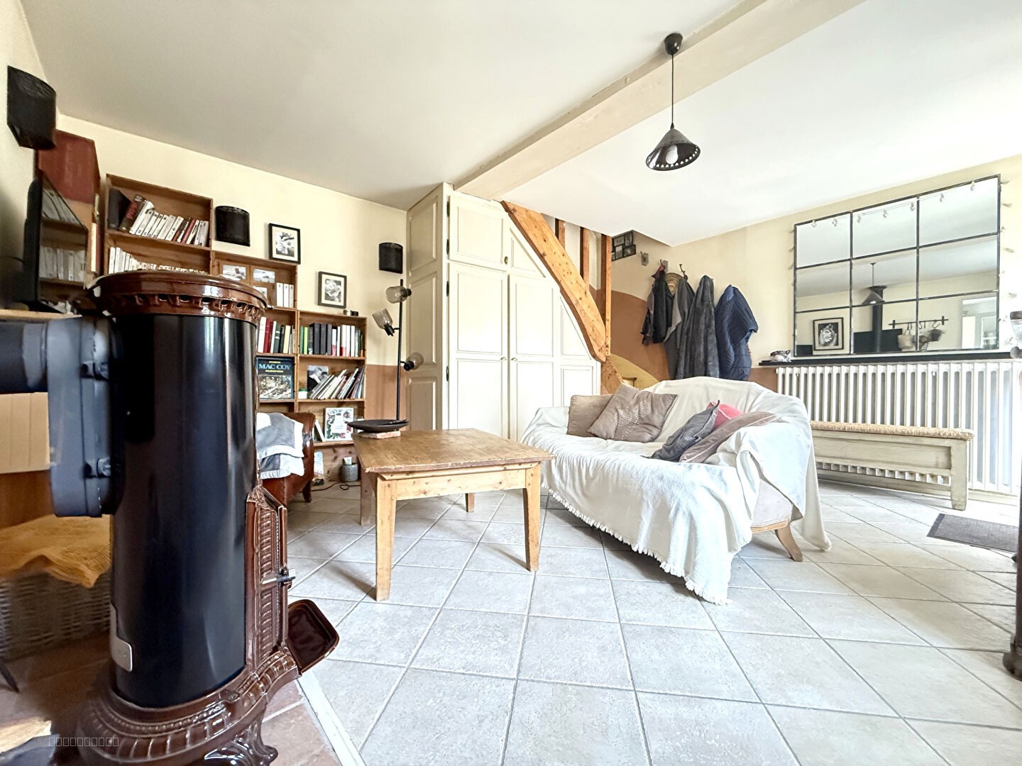 Maison à vendre à Houdan, 1 300 m², 8 pièces – photo 2 sur 13