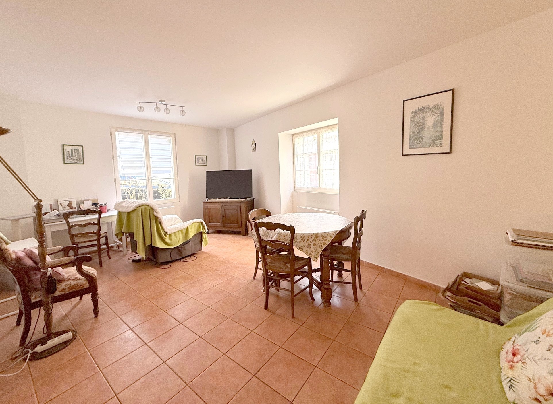 Maison à vendre à Houdan, 562 m², 5 pièces – photo 1 sur 6
