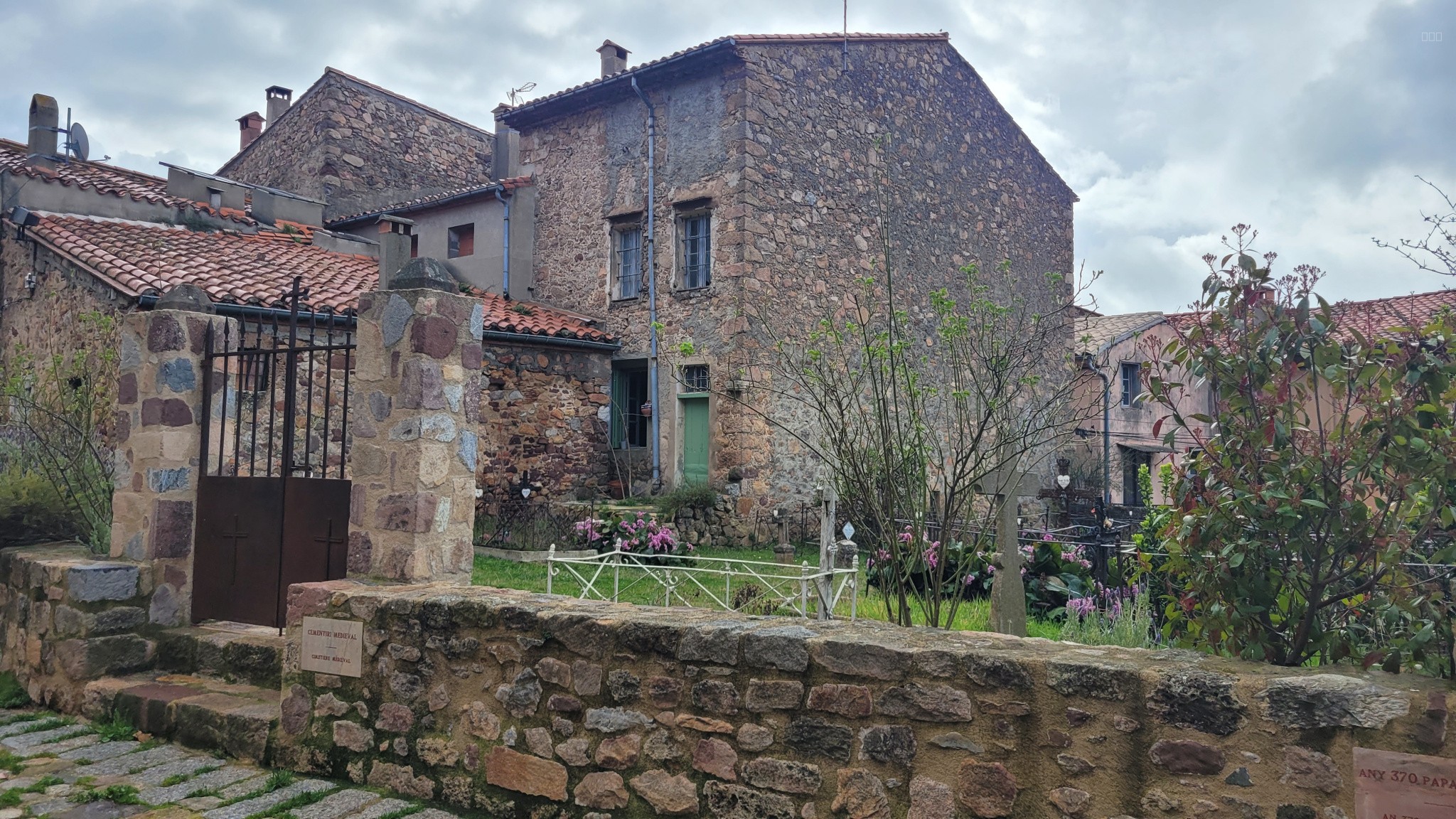 Maison de village en pierre à rénover - 220 m2 à Coustouges — photo 17