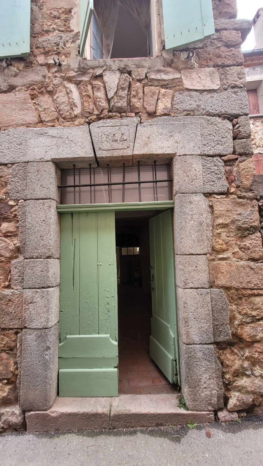 Maison de village en pierre à rénover - 220 m2 à Coustouges — photo 3