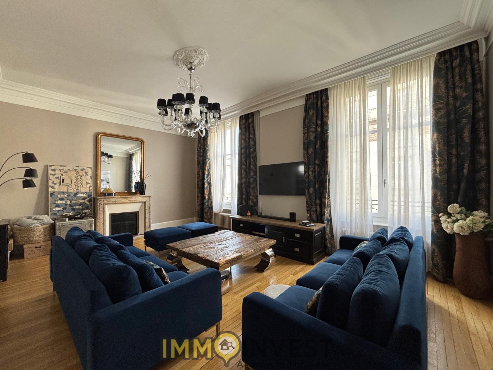 Appartement à vendre à Limoges, 205 m², 7 pièces – photo 1 sur 10