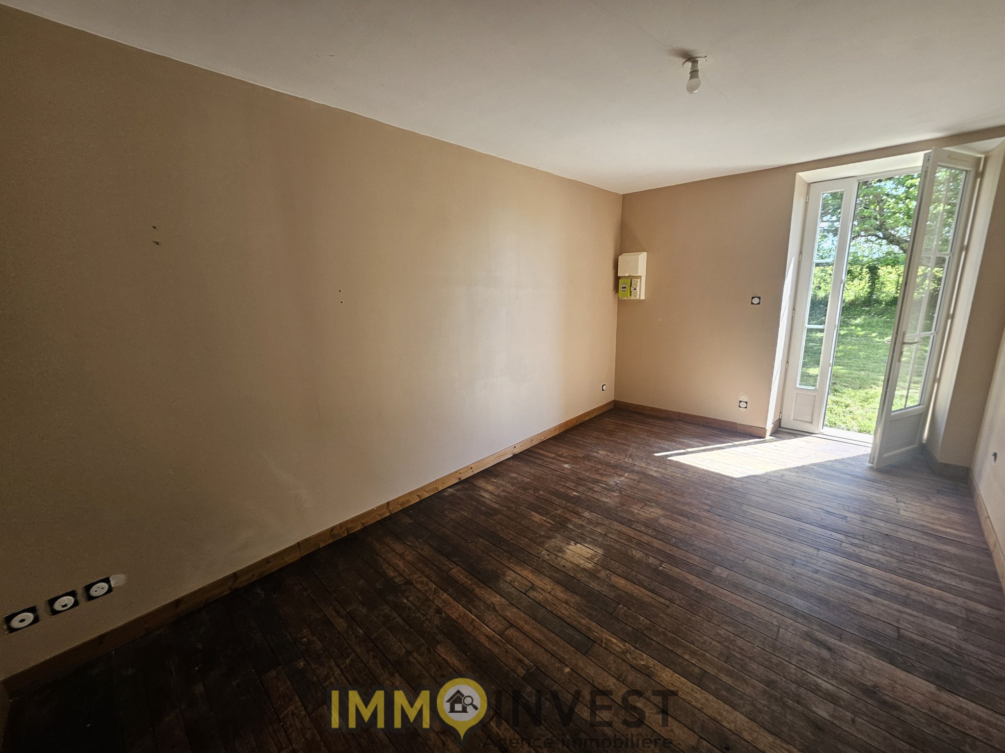 Maison à vendre à Aixe sur vienne, 195 m², 10 pièces – photo 2 sur 17