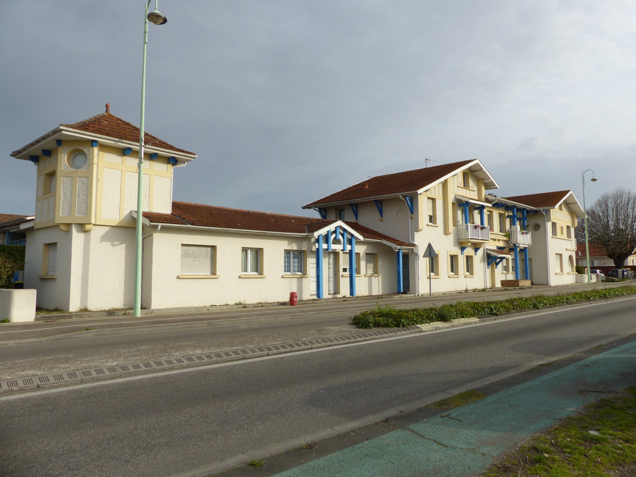 Appartement à vendre à Biganos, 1 038 m², 3 pièces – photo 1 sur 2