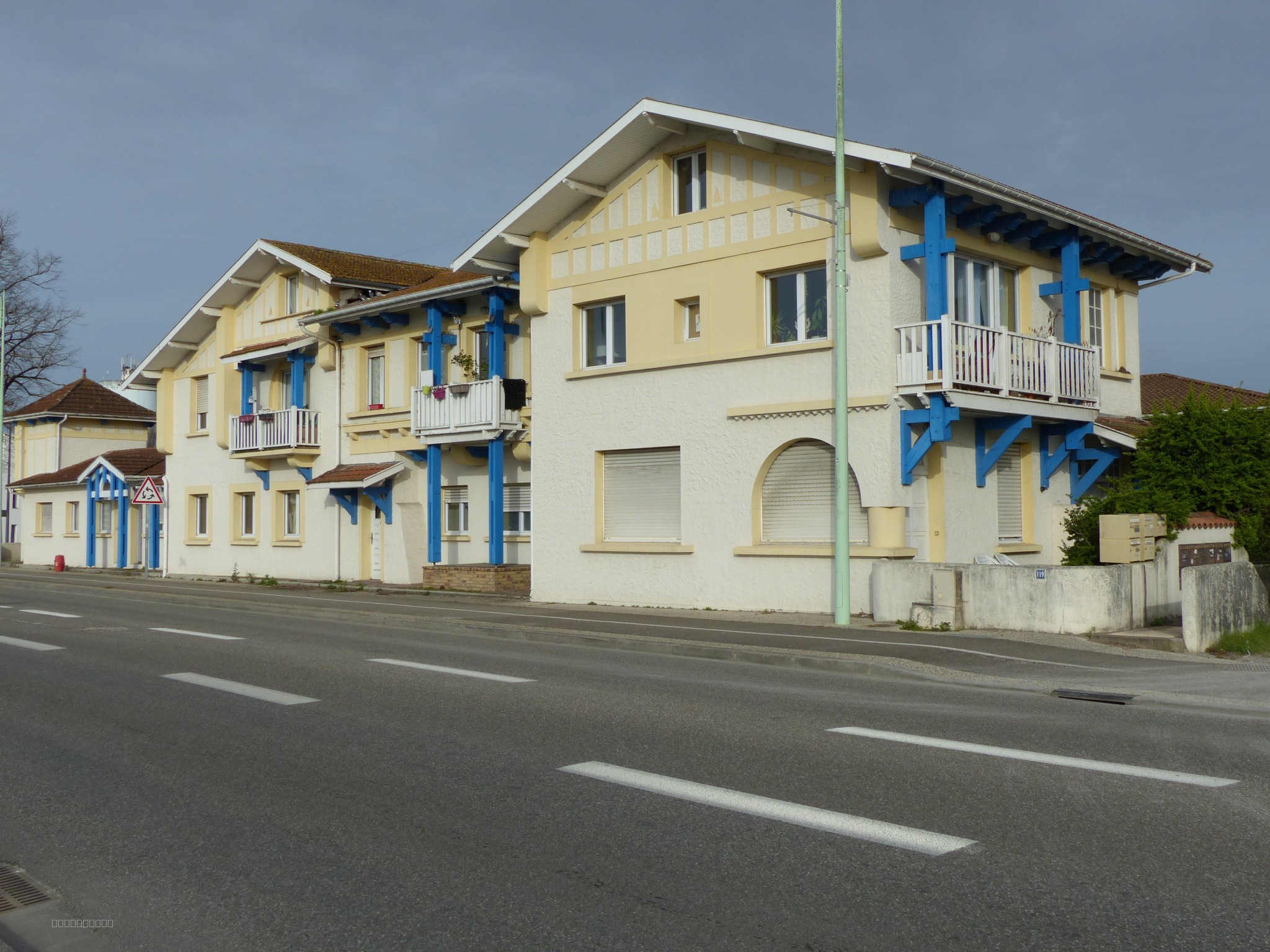 Appartement à vendre à Biganos, 1 038 m², 3 pièces – photo 2 sur 2