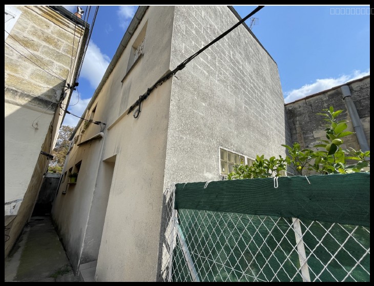 Maison à vendre à Bordeaux, 122,75 m², 6 pièces – photo 1 sur 3