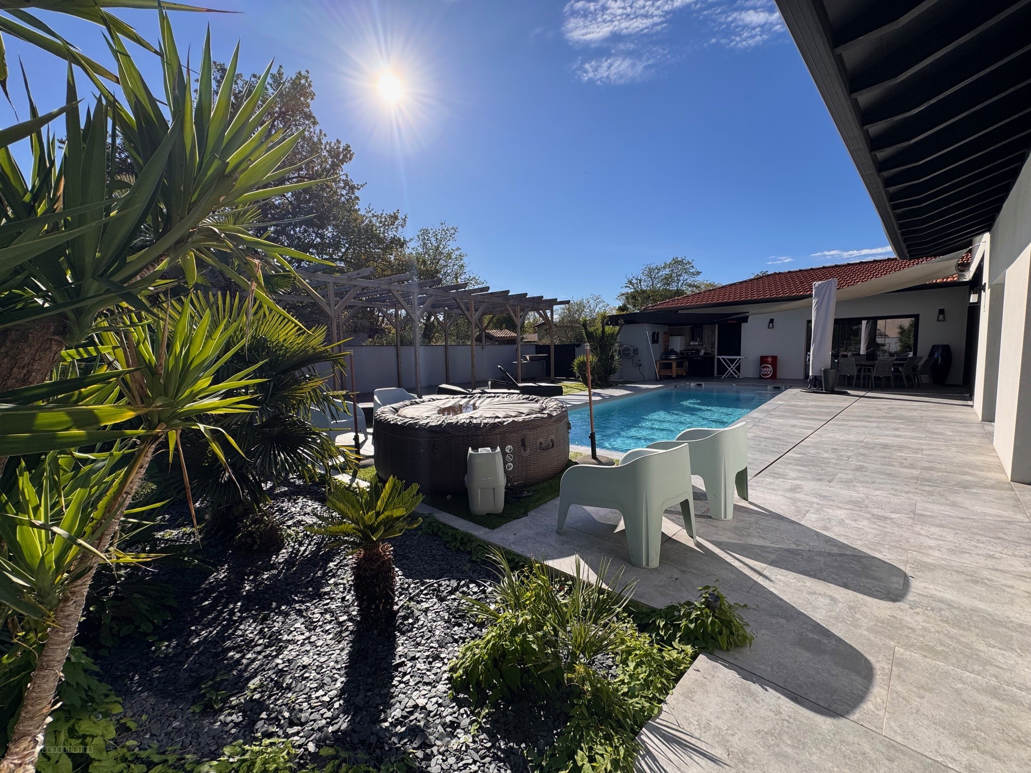 Villa à vendre à Lugos, 62,15 m², 8 pièces – photo 2 sur 11