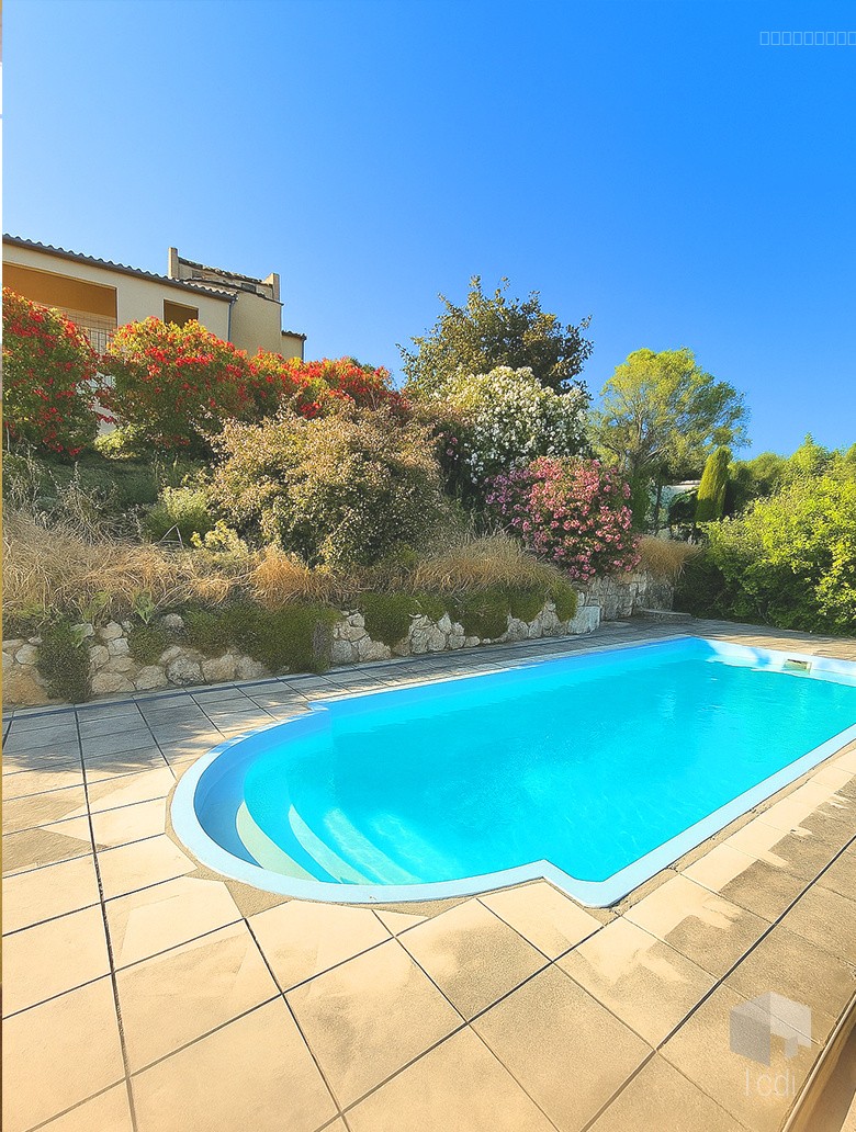 Maison à vendre à St paul trois chateaux, 200 m², 5 pièces – photo 3 sur 11