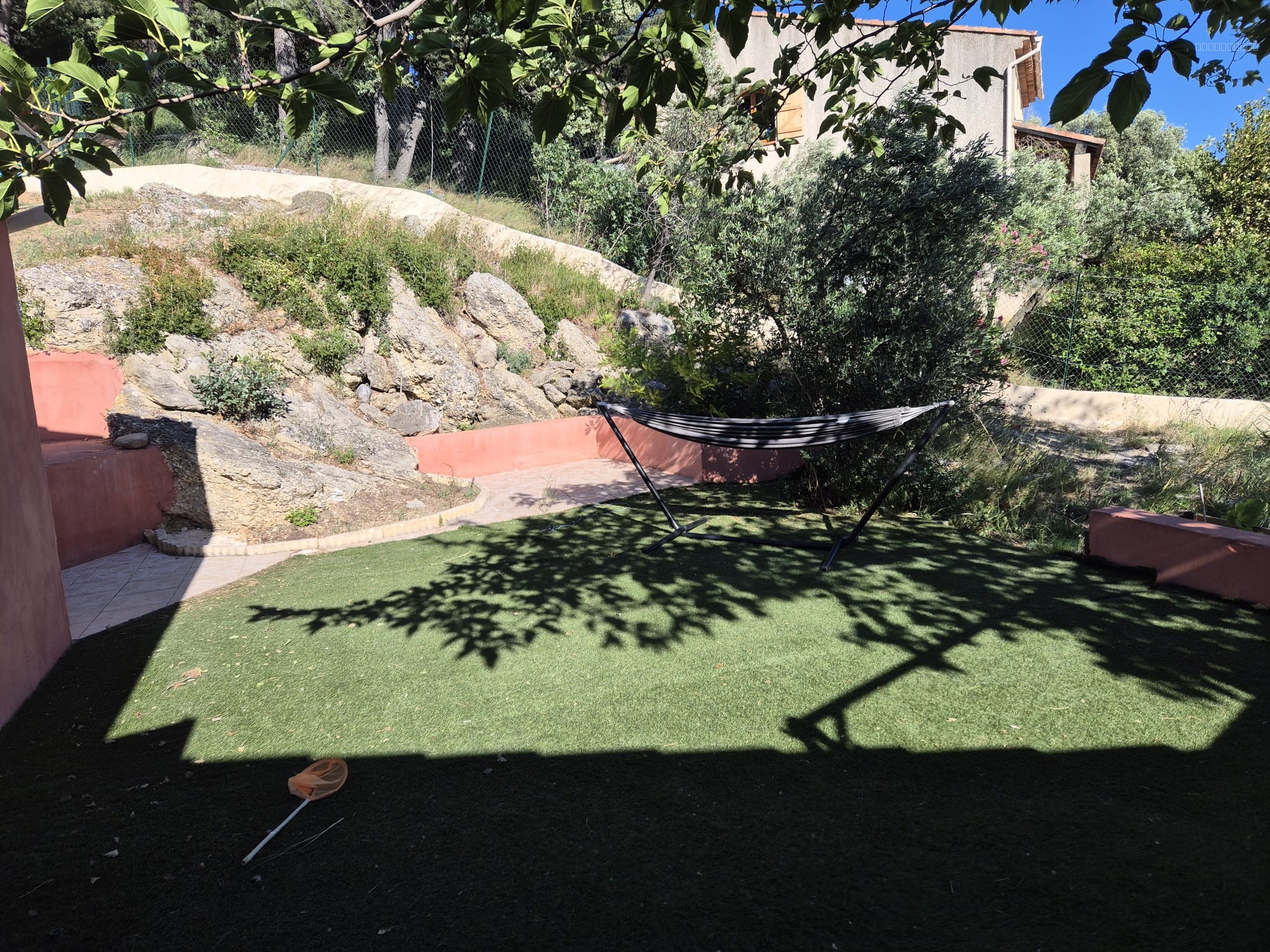 EXCLUSIVITÉ   VILLA CONTEMPORAINE AVEC VUE PANORAMIQUE   LA VALENTINE — photo 13