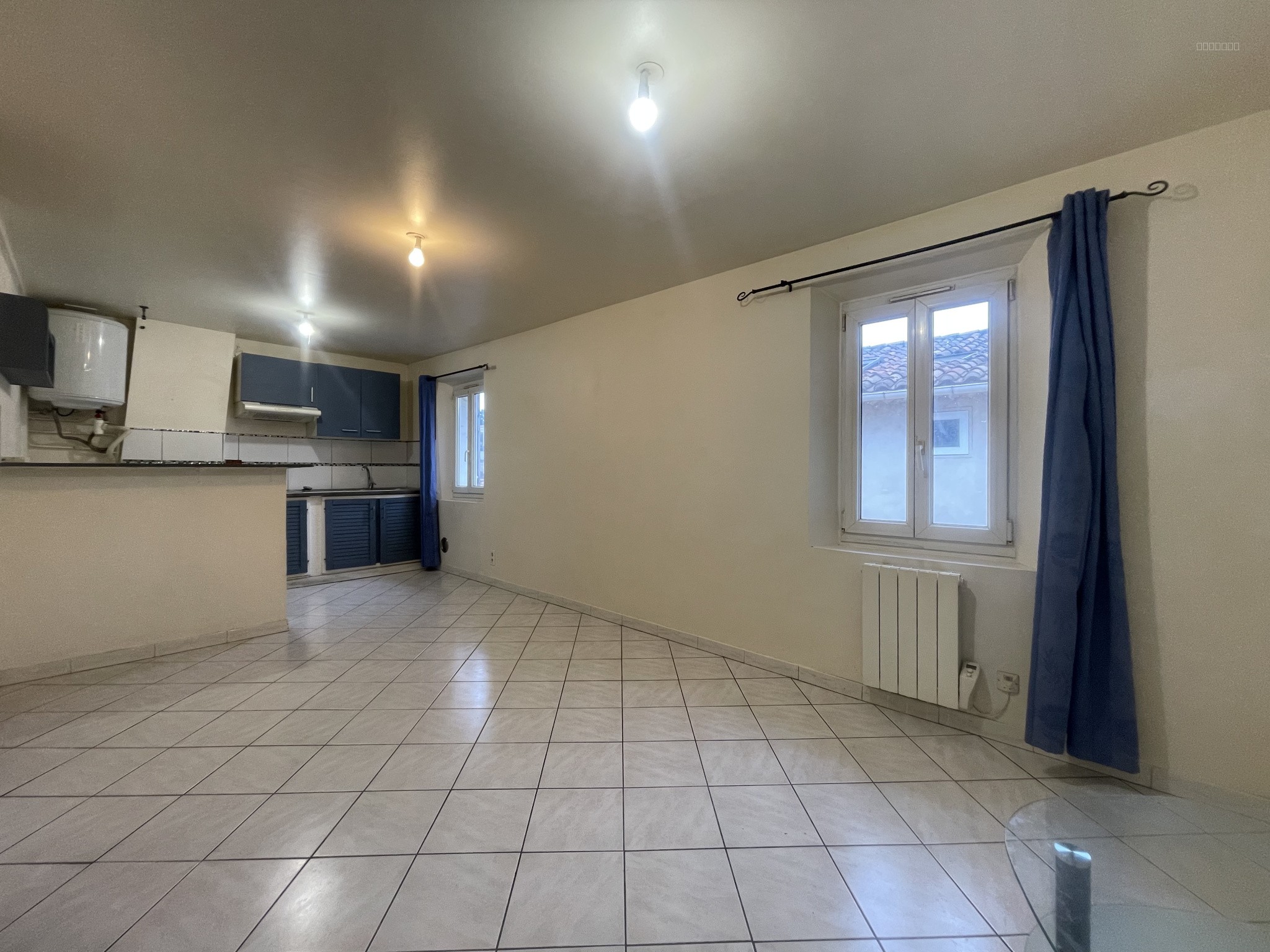 Appartement à louer à Aubagne, 30,42 m², 2 pièces – photo 1 sur 6