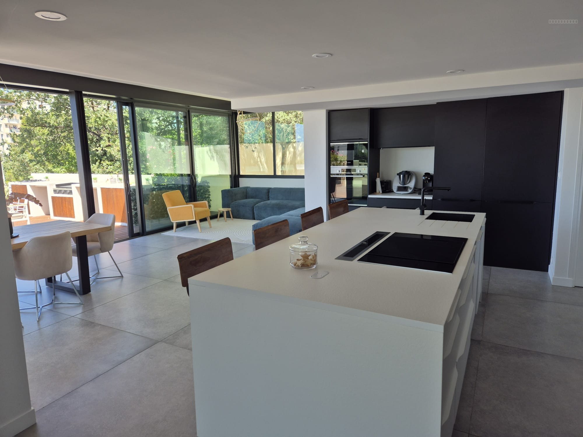 EXCLUSIVITÉ   VILLA CONTEMPORAINE AVEC VUE PANORAMIQUE   LA VALENTINE — photo 5