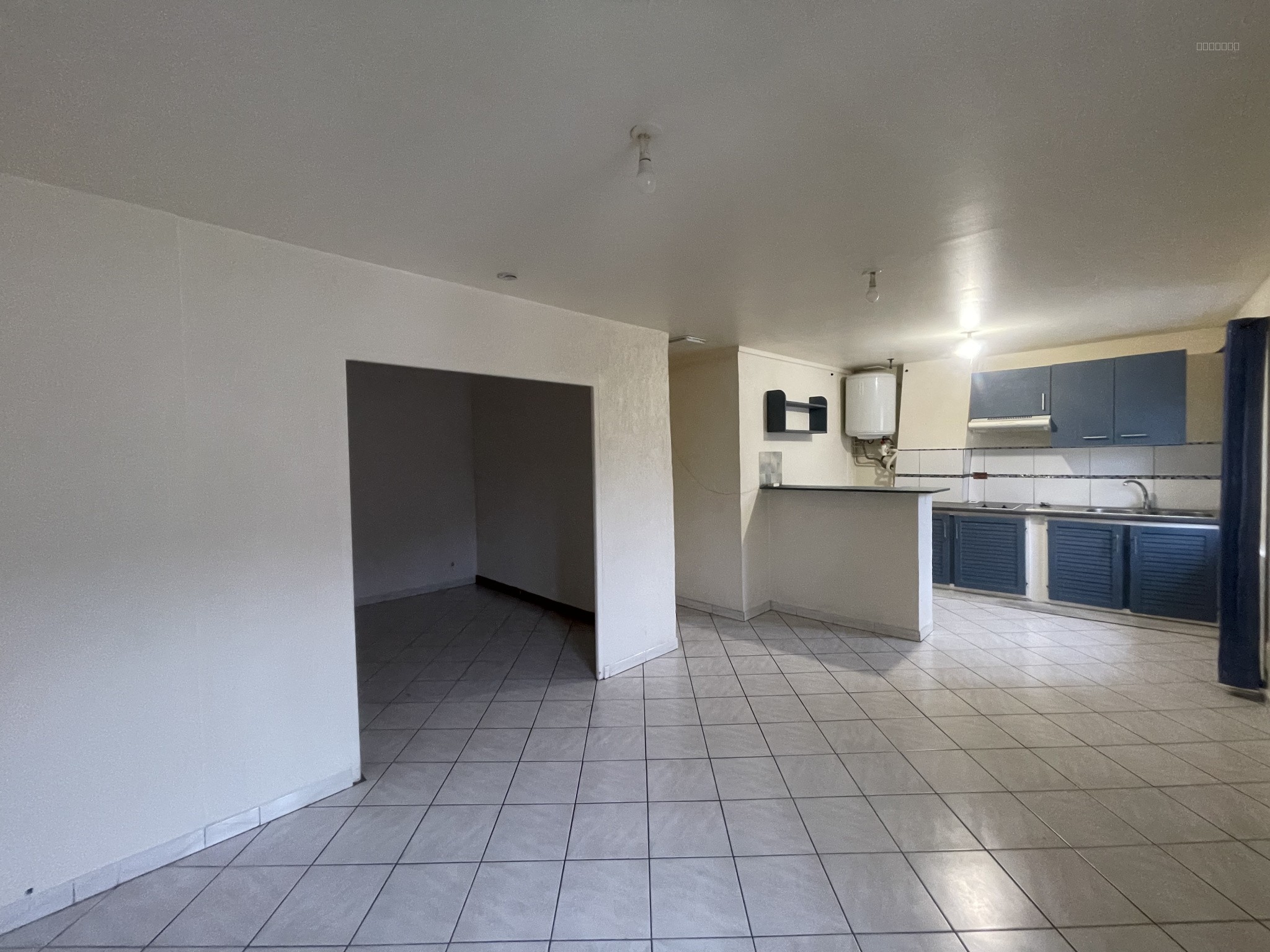 Appartement à louer à Aubagne, 30,42 m², 2 pièces – photo 3 sur 6