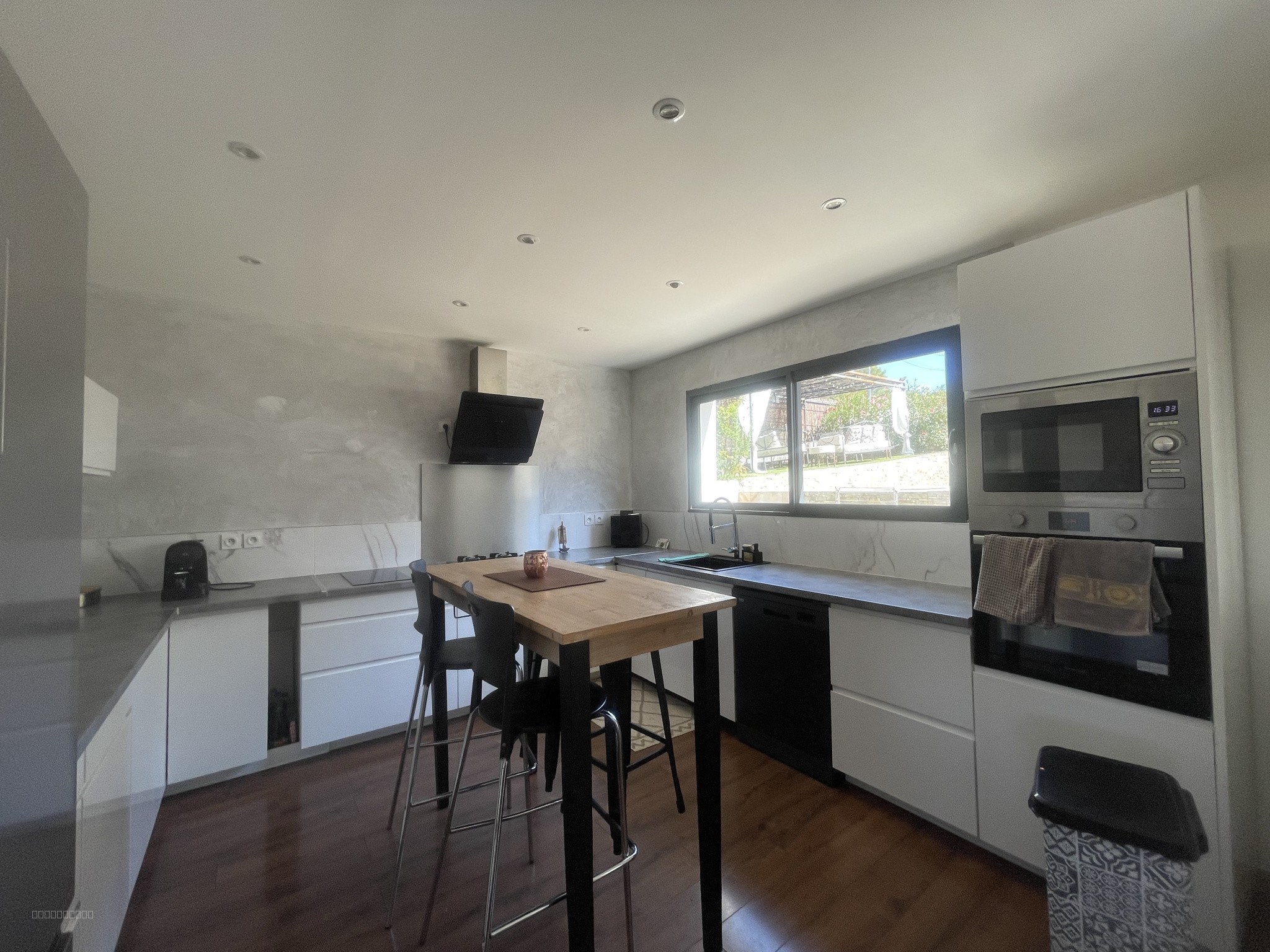 Villa à vendre à Aubagne, 160 m², 5 pièces – photo 2 sur 11