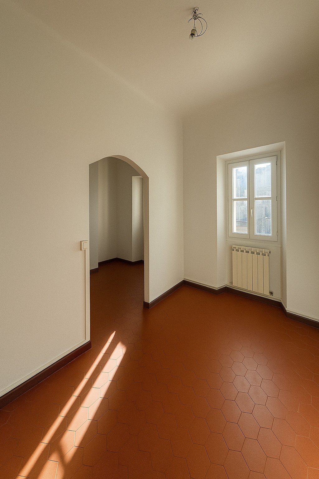 APPARTEMENT TYPE 4 , DERNIER ÉTAGE , 6 ÈME ARRONDISSEMENT, ASCENSEUR, FAIBLES CHARGES — photo 4
