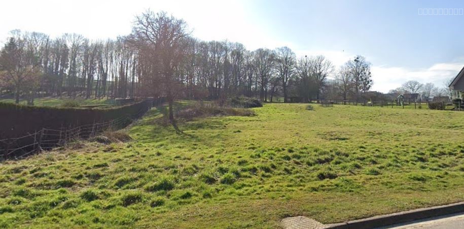 Bien immobilier à vendre à Naours, 2 285 m² – photo 3 sur 4
