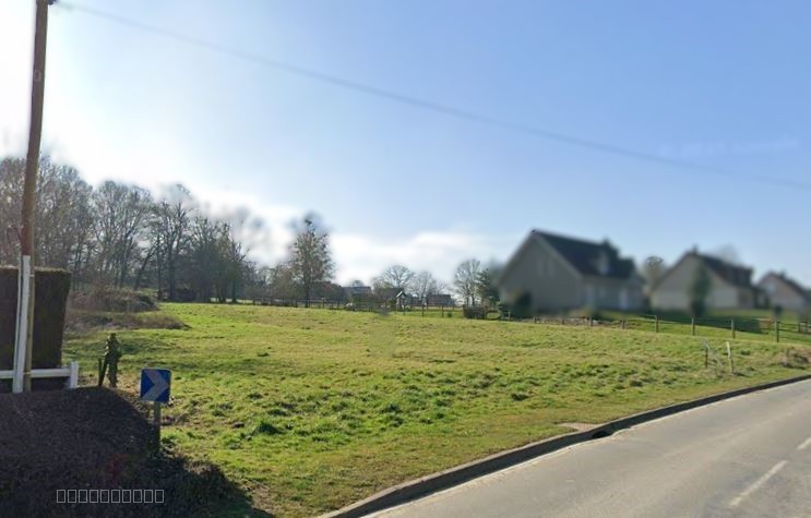 Bien immobilier à vendre à Naours, 2 285 m² – photo 2 sur 4