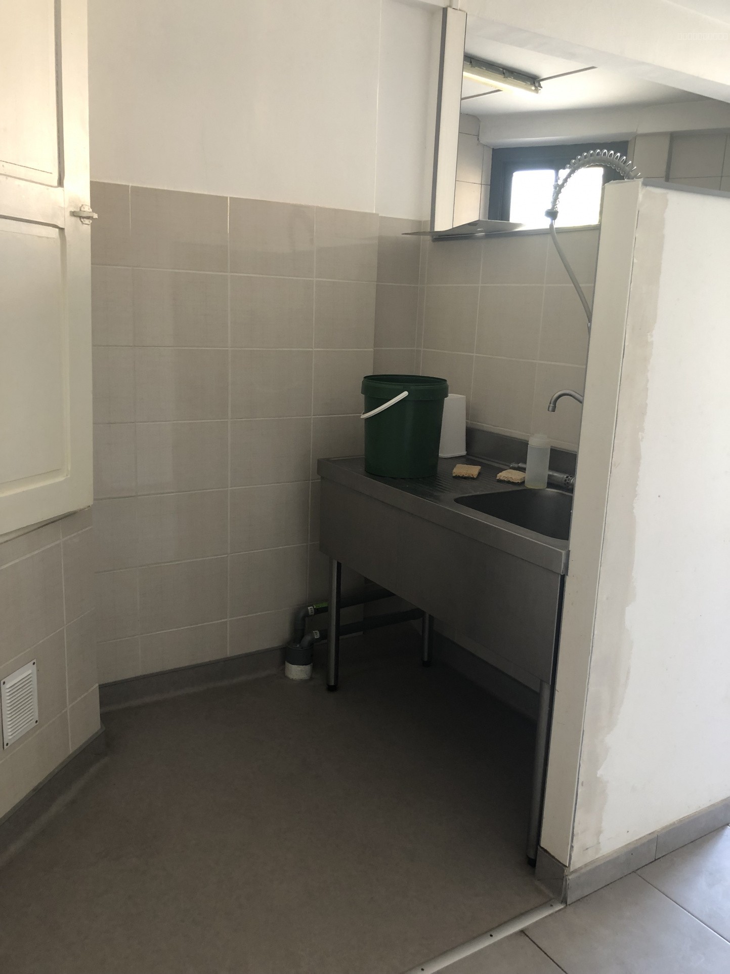 Local commercial à louer à Gaillac, 50 m² – photo 3 sur 4