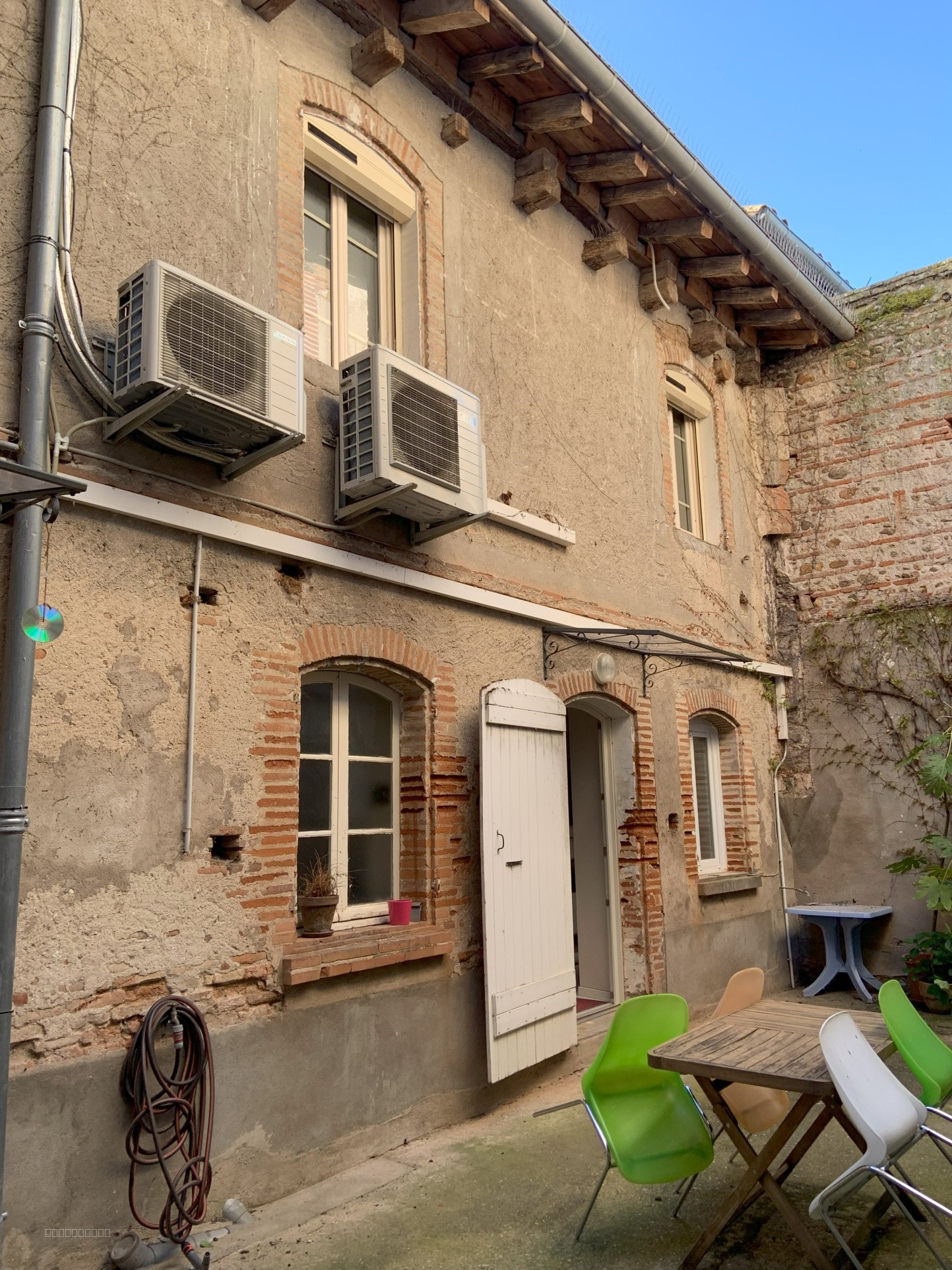 Immeuble à vendre à Lisle sur tarn, 200 m² – photo 2 sur 5