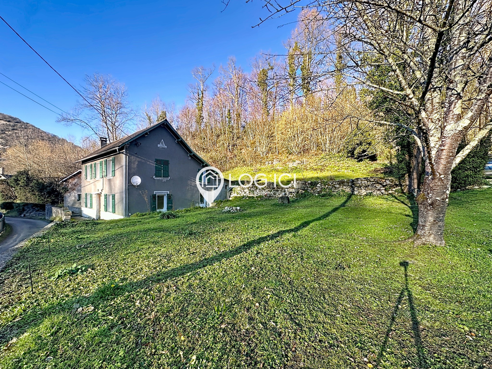Maison à vendre à Arthez d asson, 200 m², 5 pièces – photo 1 sur 17