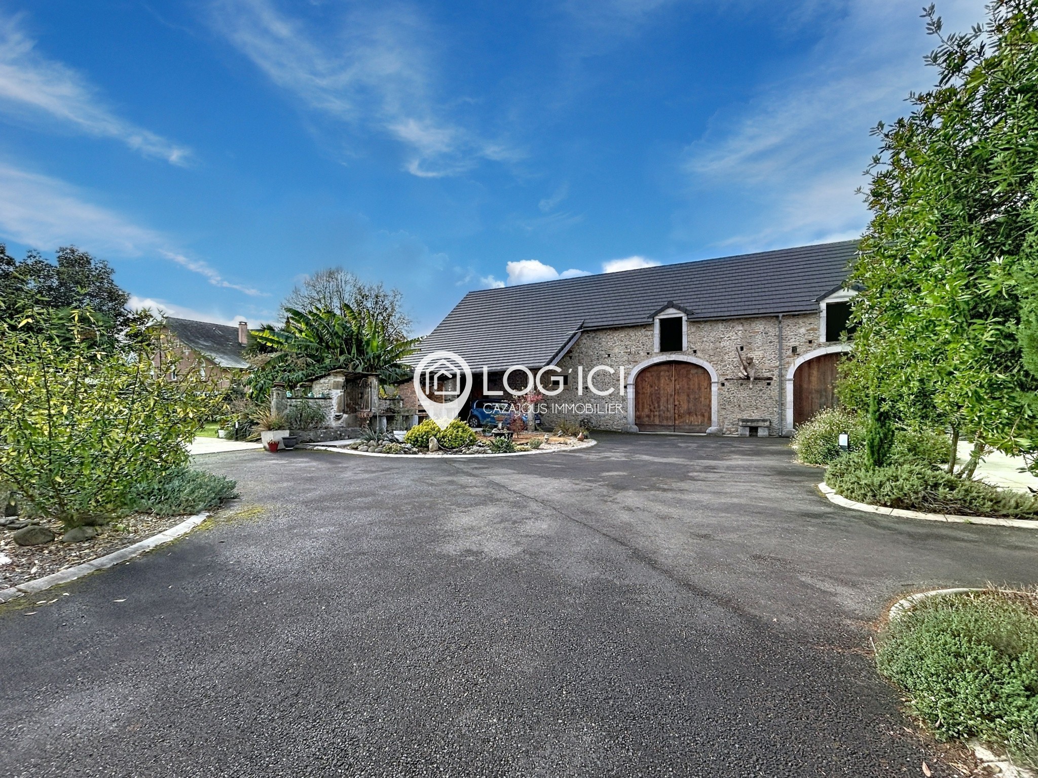 Maison à vendre à Igon, 279,8 m², 7 pièces – photo 3 sur 20