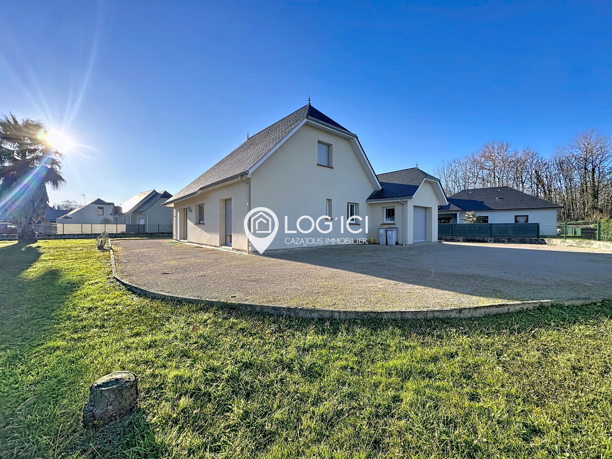 Maison à vendre à Nay, 288 m², 3 pièces – photo 2 sur 13