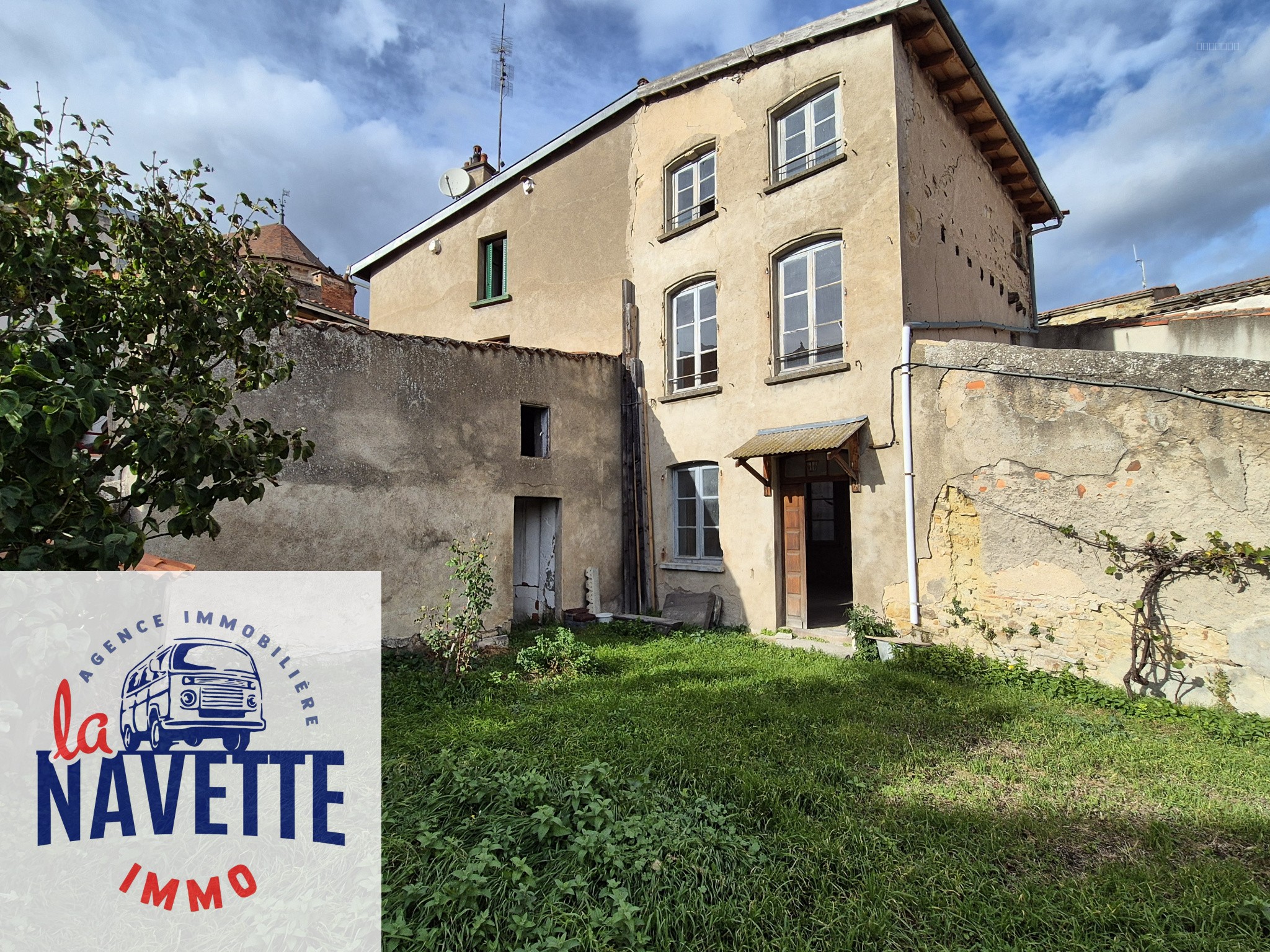 Maison à vendre à Billom, 160 m², 8 pièces – photo 1 sur 11