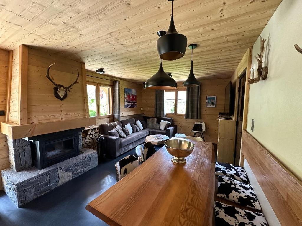 Chalet familial entre La Princesse et le cœur du village de Megève — photo 4