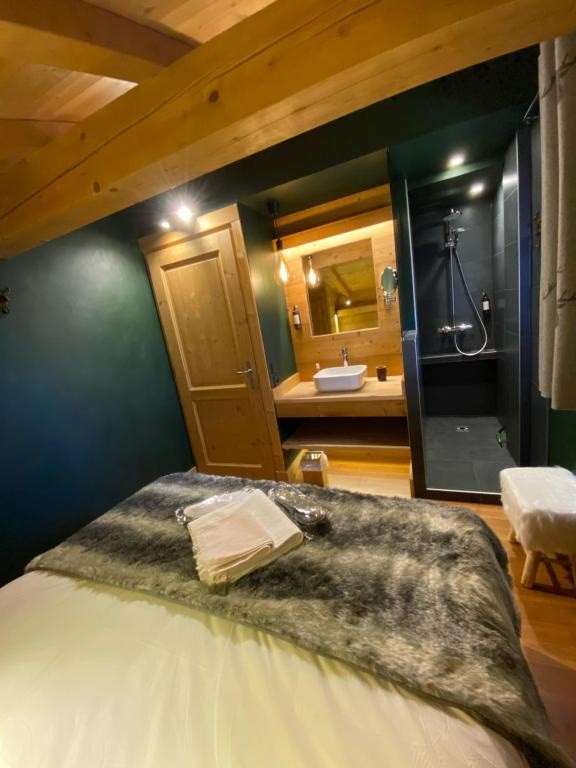 Chalet familial entre La Princesse et le cœur du village de Megève — photo 9