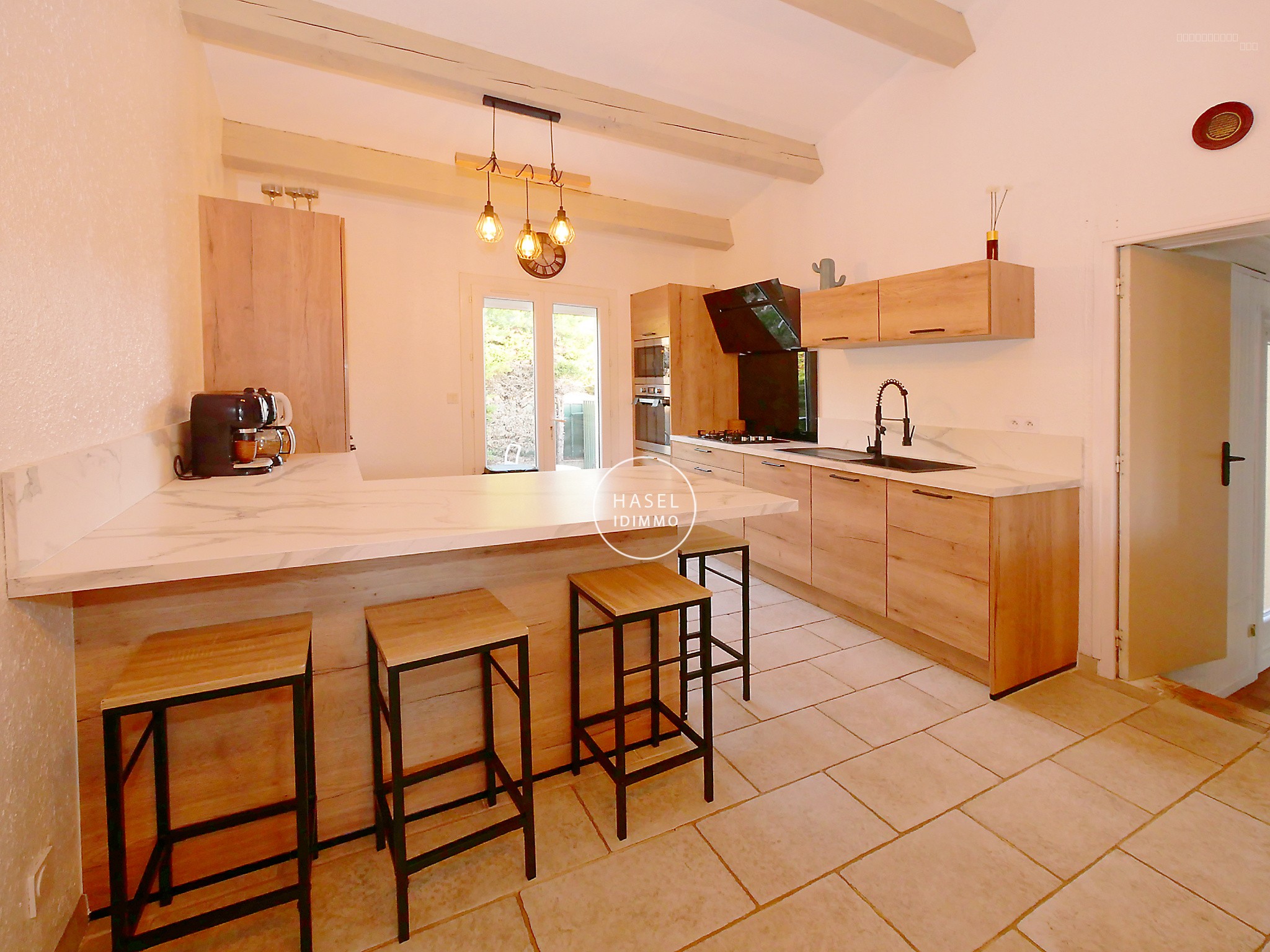 Bien immobilier à vendre à St jean de fos, 5 150 m² – photo 1 sur 18