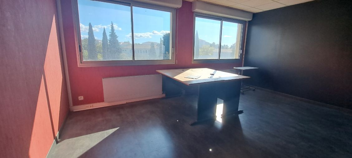 Bien immobilier à vendre à Aix en provence, 98,12 m², 5 pièces – photo 2 sur 10
