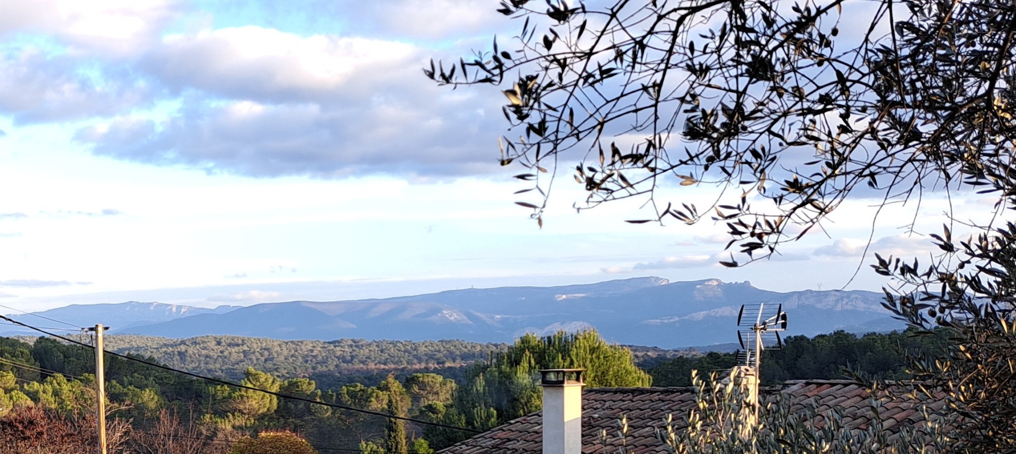 Maison à vendre à Mimet, 100 m², 5 pièces – photo 1 sur 13