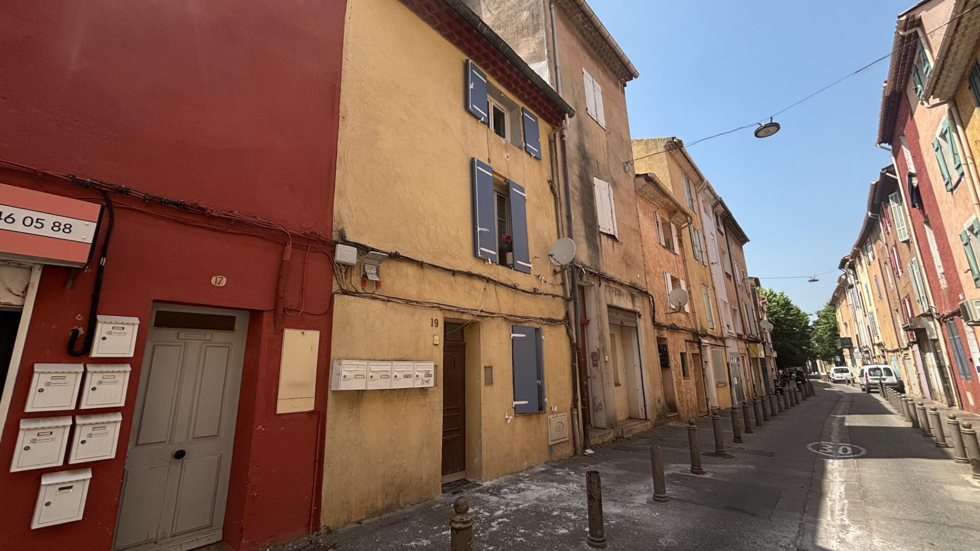 Immeuble à vendre à Gardanne, 94 m², 6 pièces – photo 1 sur 3