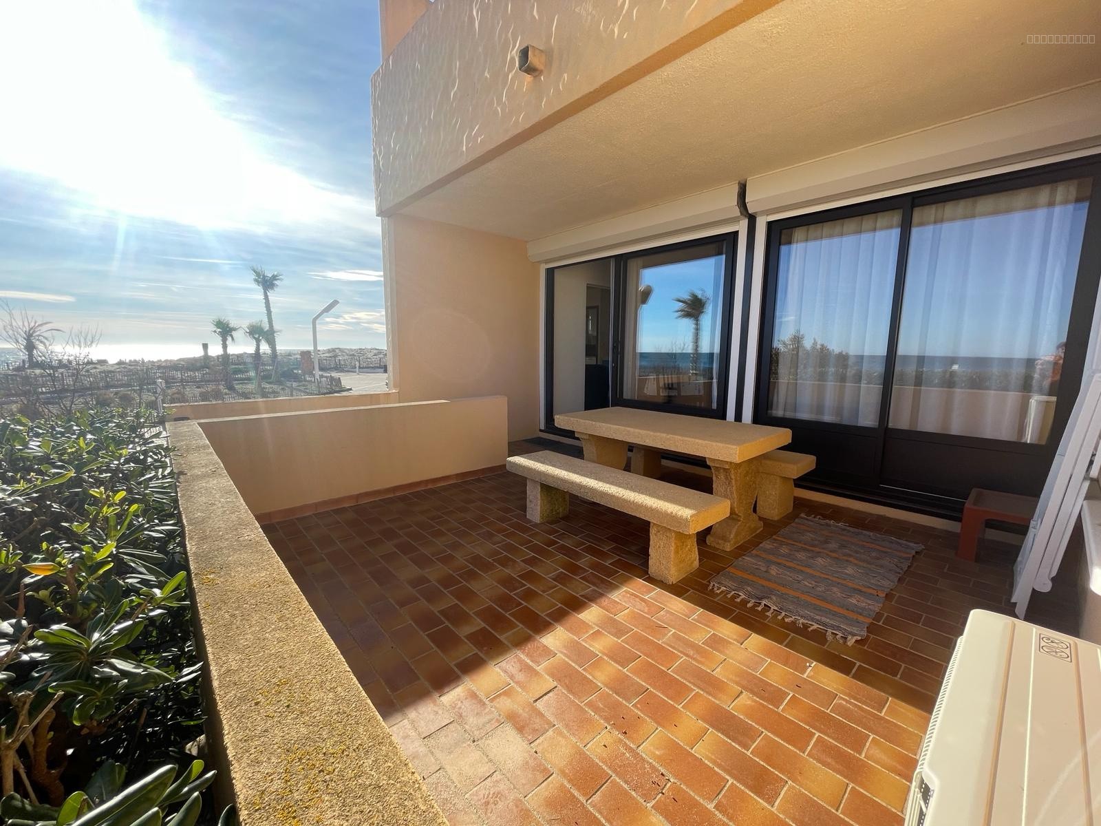 Le Barcarès Superbe T3 front de mer, vue mer avec pisicne accès direct plage ! — photo 9