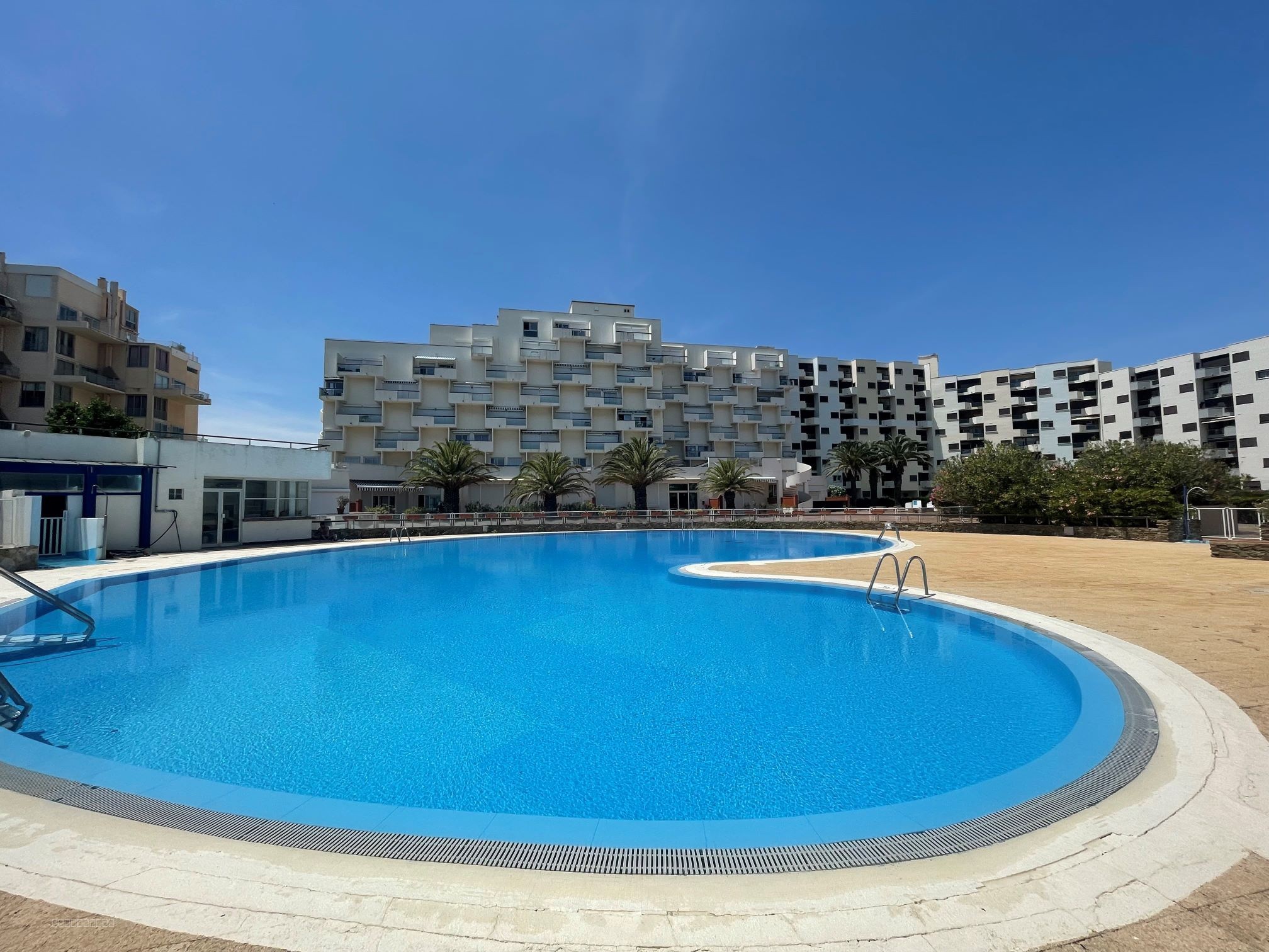 Le Barcarès Rare ! Bel appartement T3 avec terrasse sud ouest et parking privé ! — photo 2