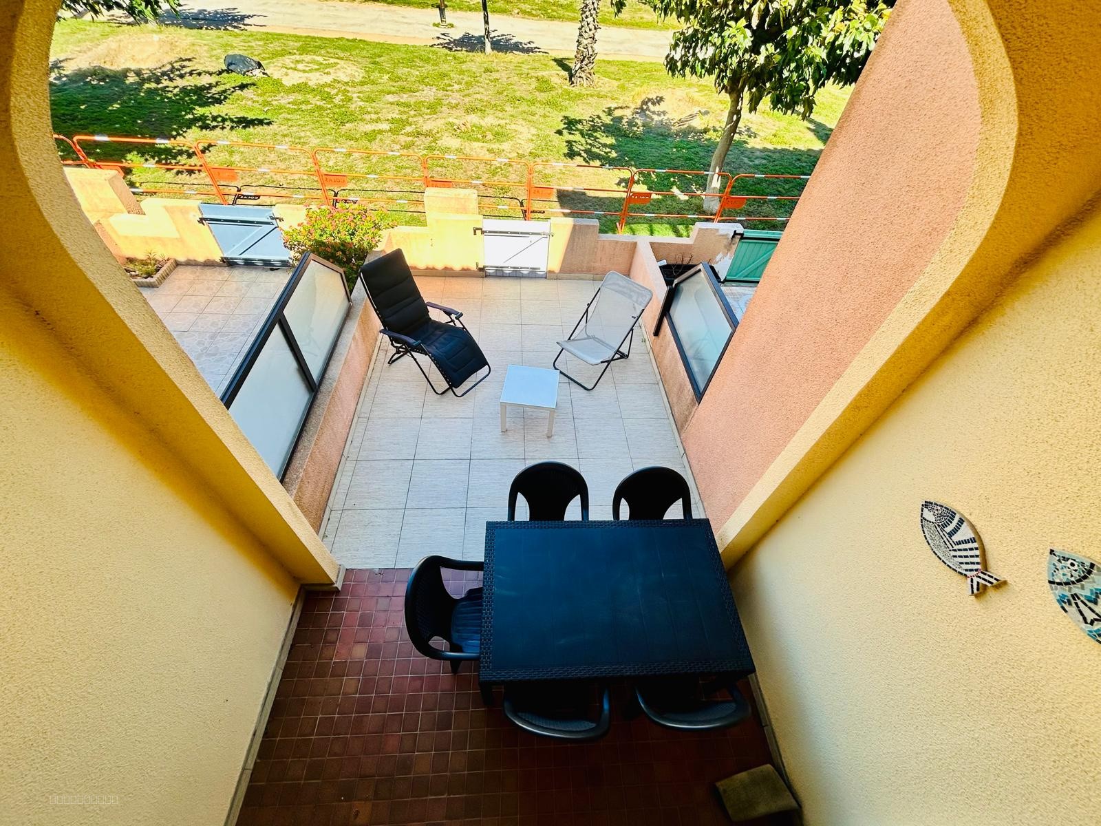 Le Barcarès grande plage T3 en duplex jardin terrasse et parking ! — photo 4