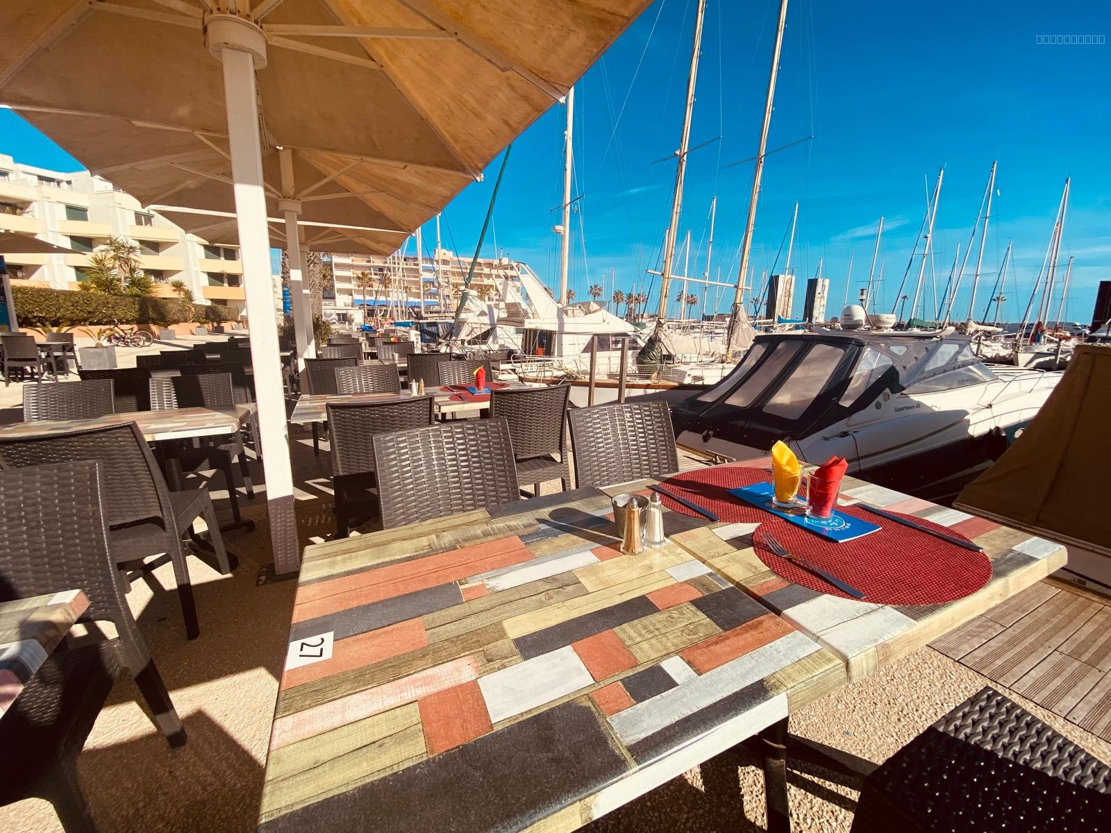 Le Barcarès Port de plaisance ! Superbe restaurant traditionnel belle opportunité ! — photo 7