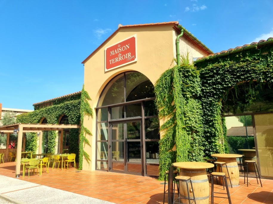 À vendre : La Maison du Terroir   Murs commerciaux au cœur du cru Maury, Fenouillède — photo 3