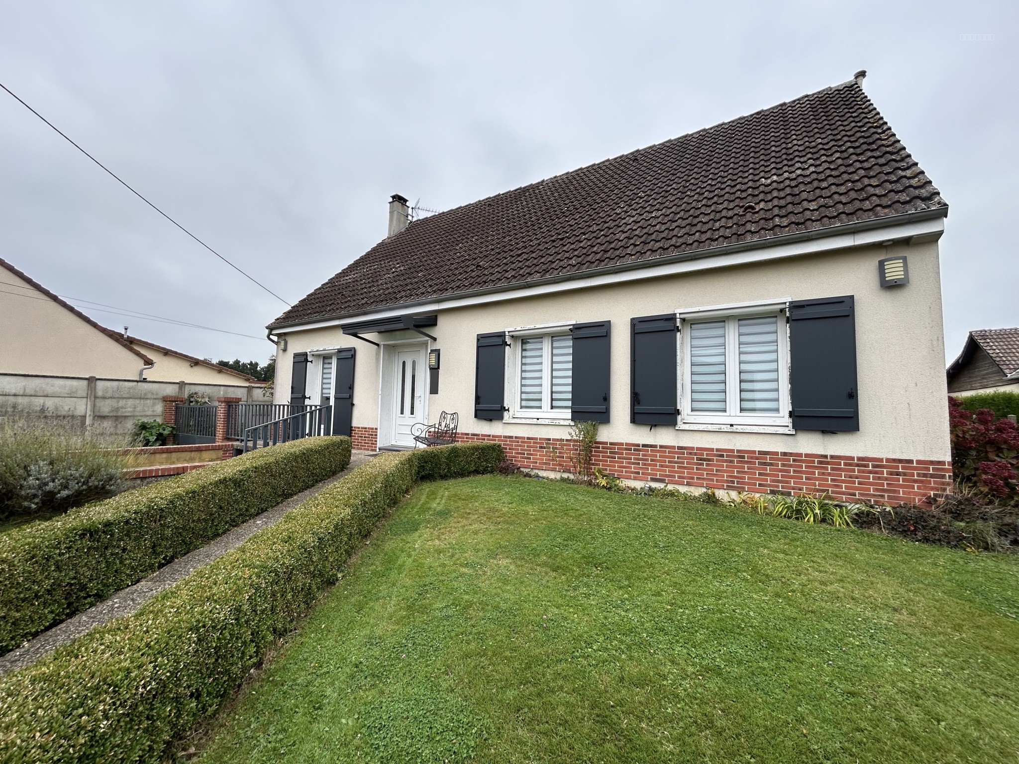 Maison à vendre à Poix de picardie, 143 m², 7 pièces – photo 1 sur 12