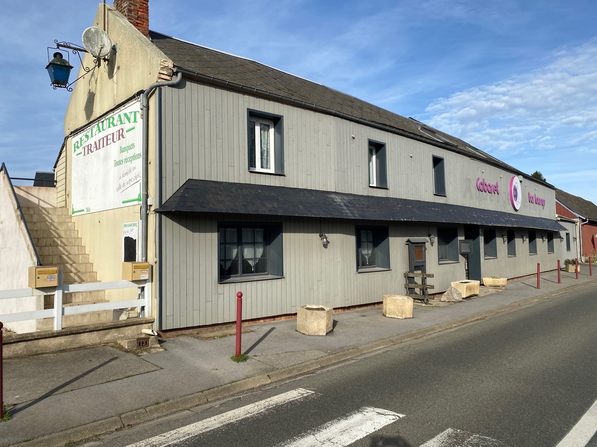 Bien immobilier à vendre à Caulieres, 497 m² – photo 1 sur 17