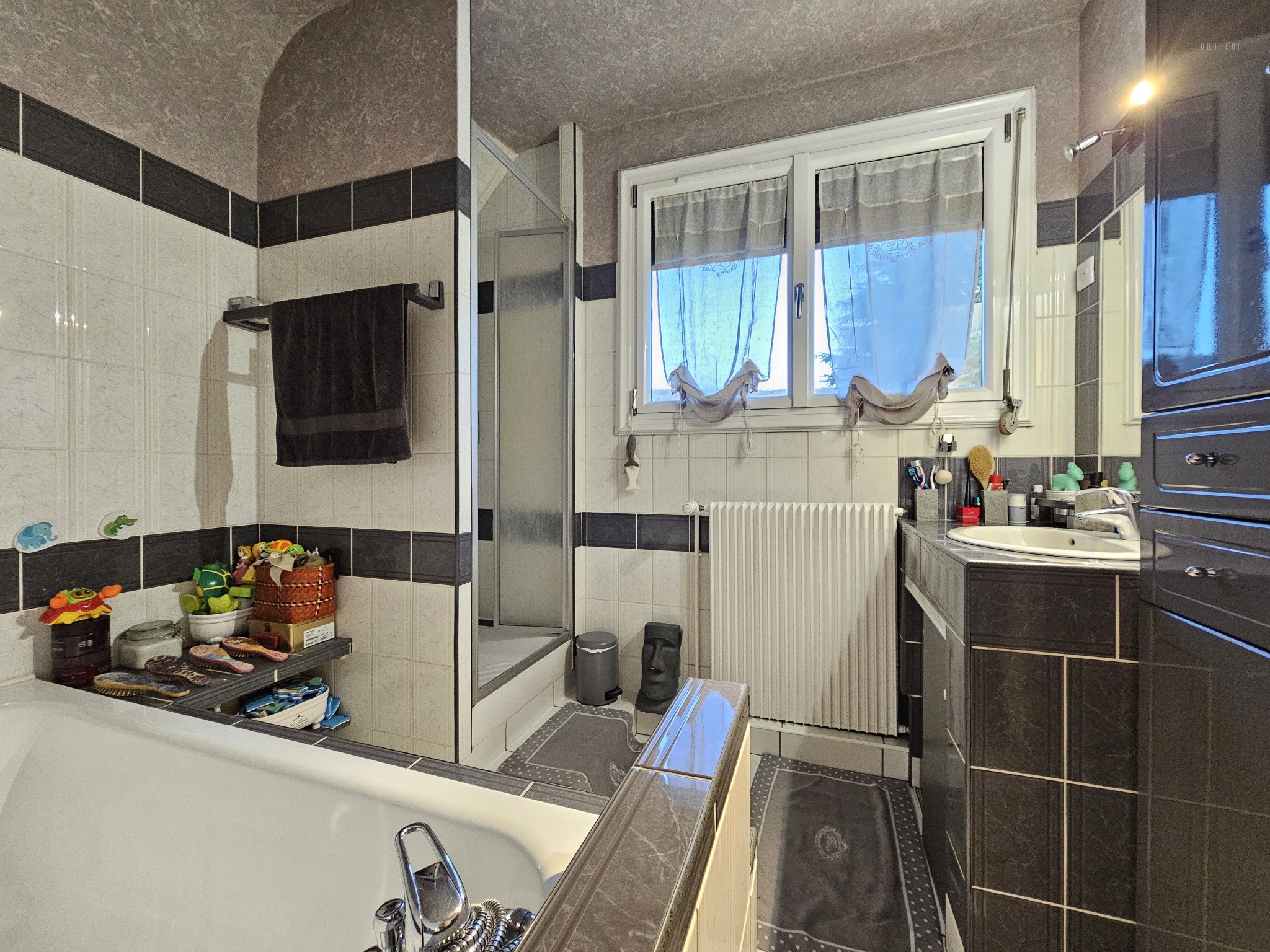 A 12 minutes de Vernon, jolie maison avec du caractère de 105 m2 avec 3 chambres dans un état irréprochable — photo 9