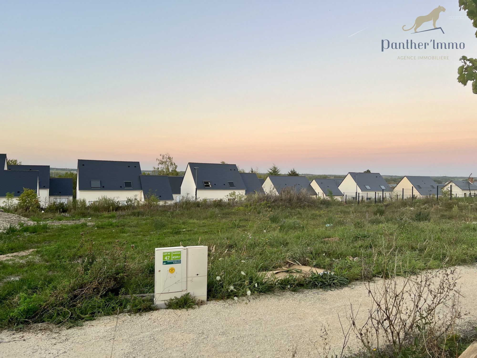 Terrain à vendre à Blere, 450 m² – photo 1 sur 3