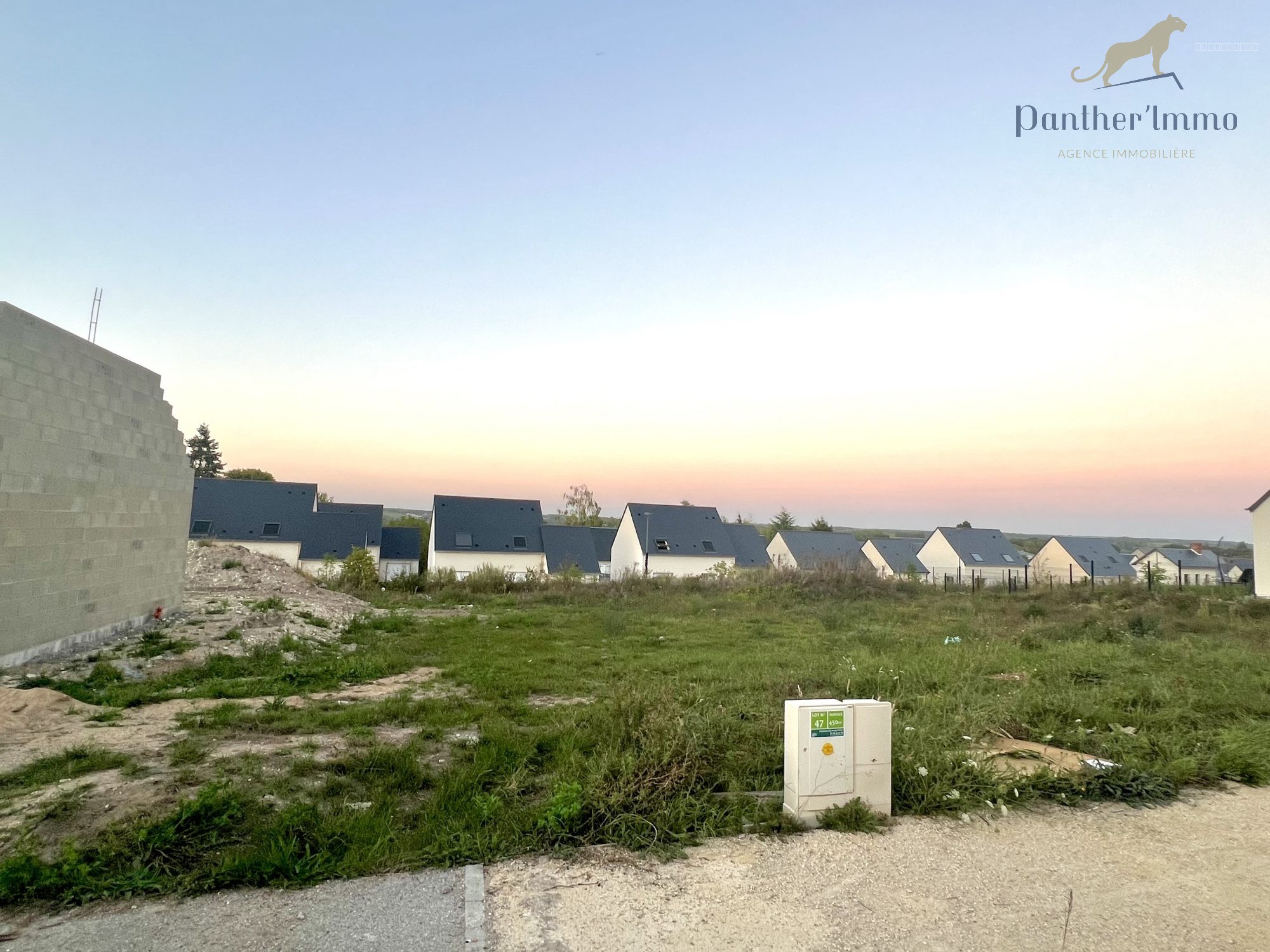 Terrain à vendre à Blere, 450 m² – photo 3 sur 3