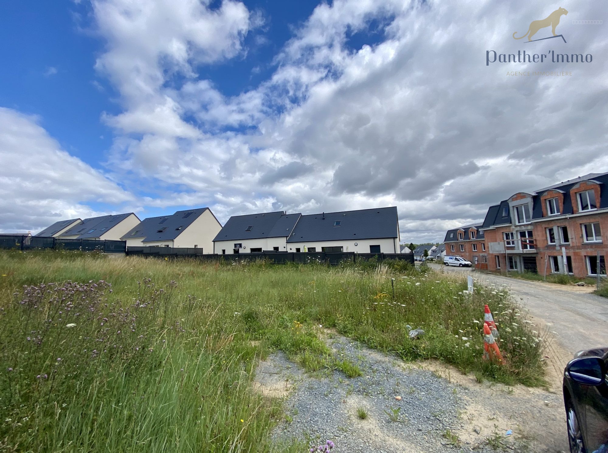 Terrain à vendre à Amboise, 500 m² – photo 1 sur 2