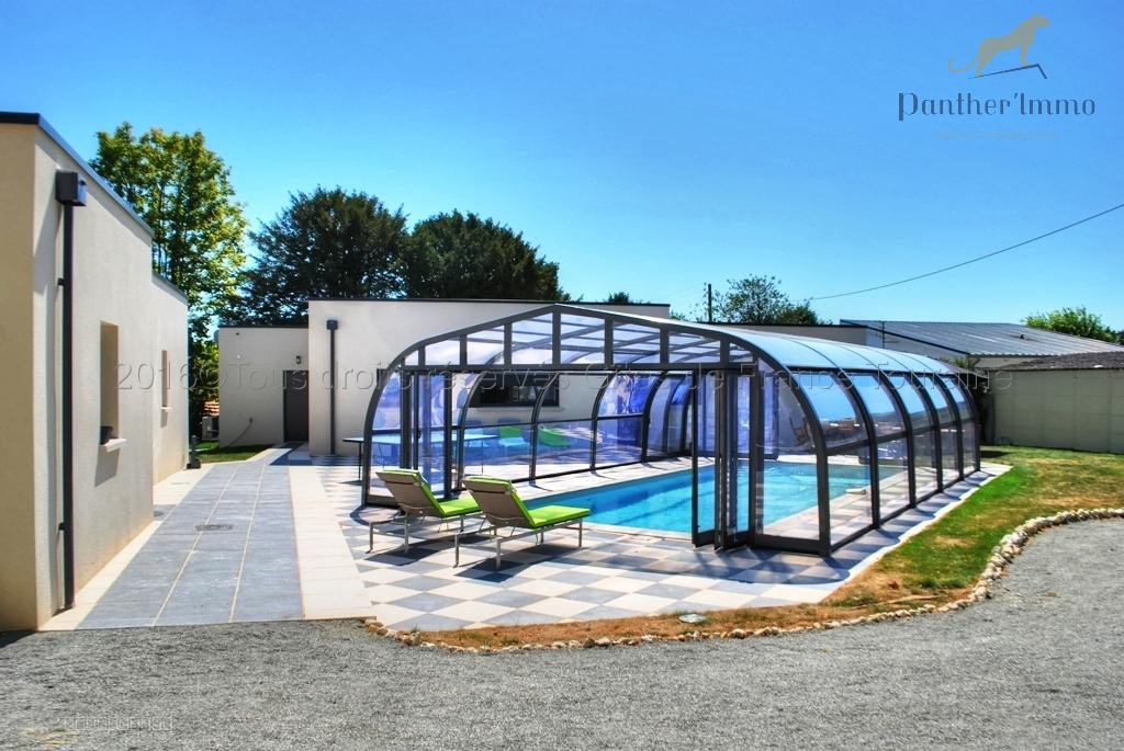 Maison à vendre à Tours, 211 m², 10 pièces – photo 2 sur 20