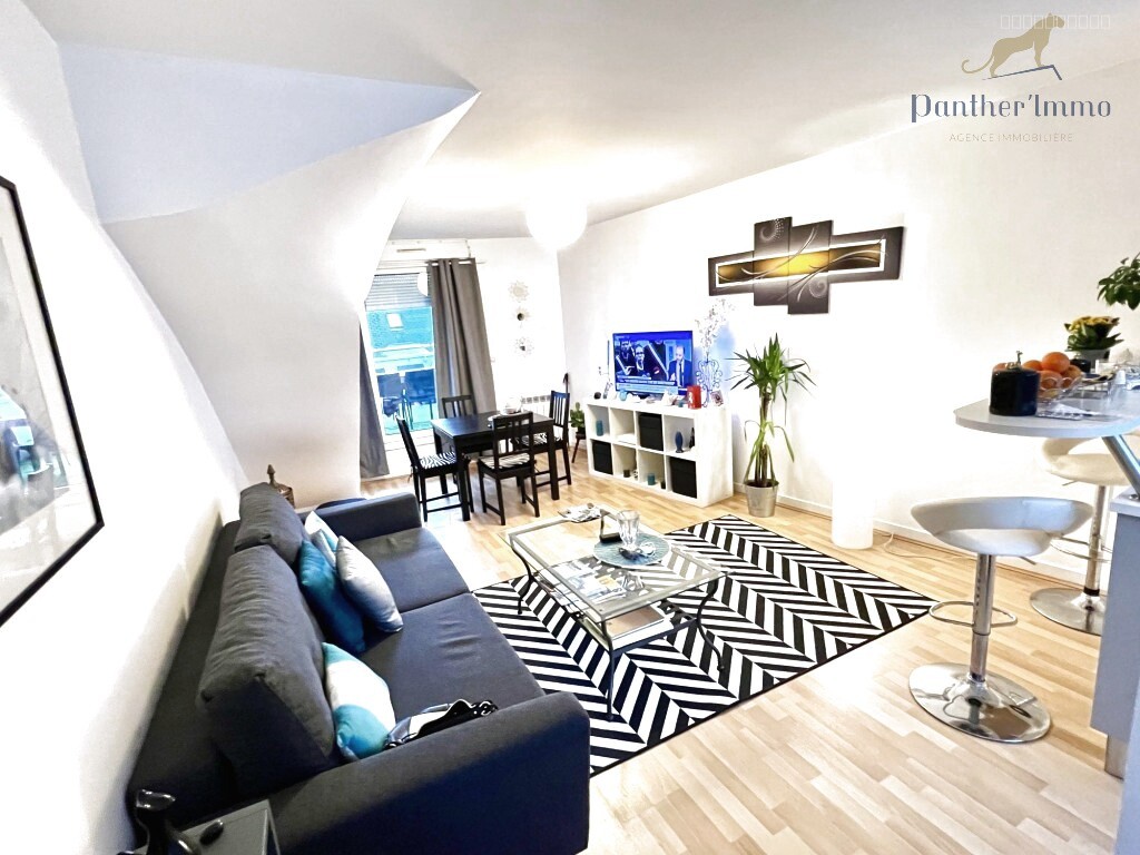 Bien immobilier à vendre à Tours, 51 m², 2 pièces – photo 1 sur 8