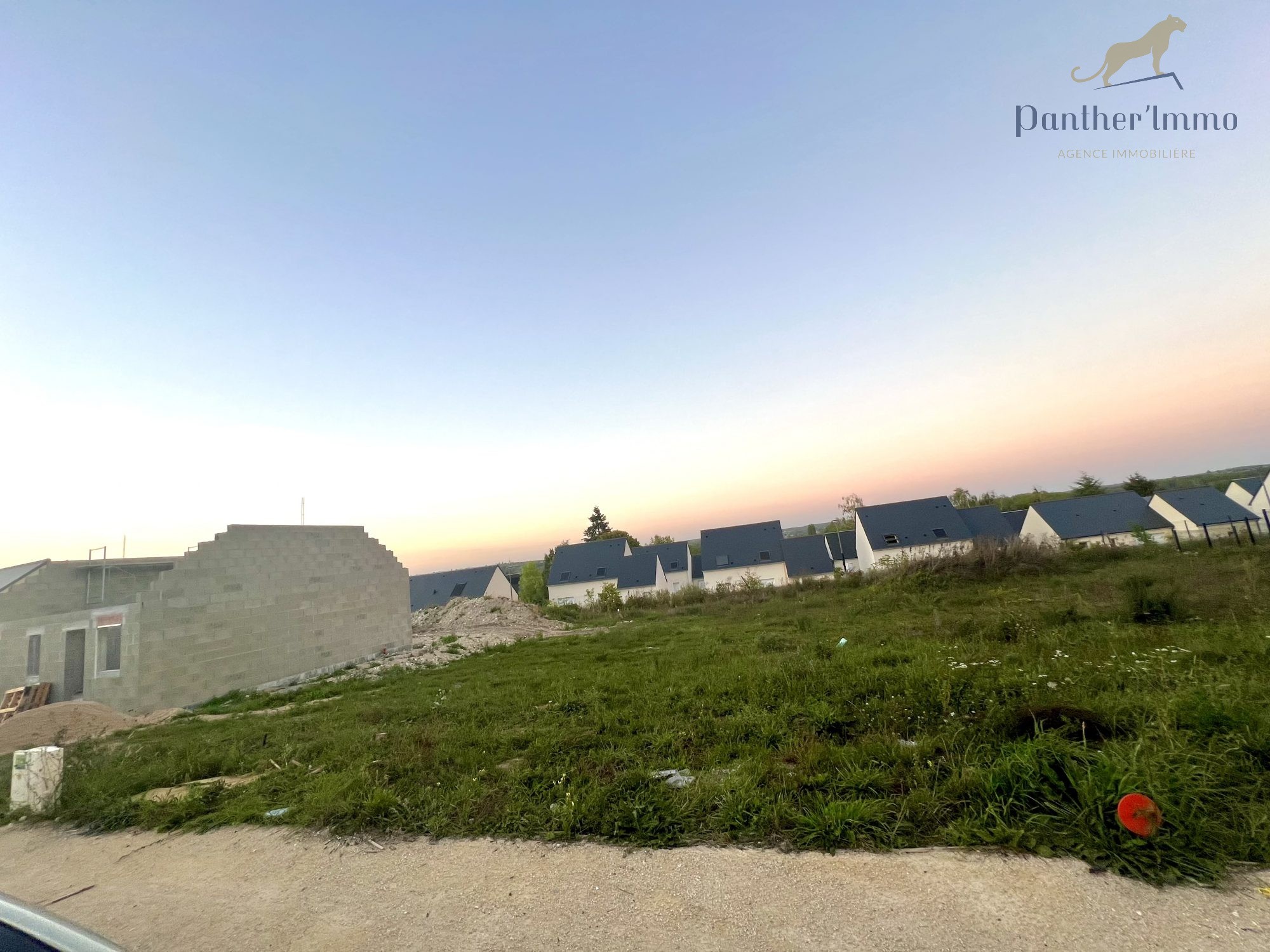 Terrain à vendre à Blere, 450 m² – photo 3 sur 3