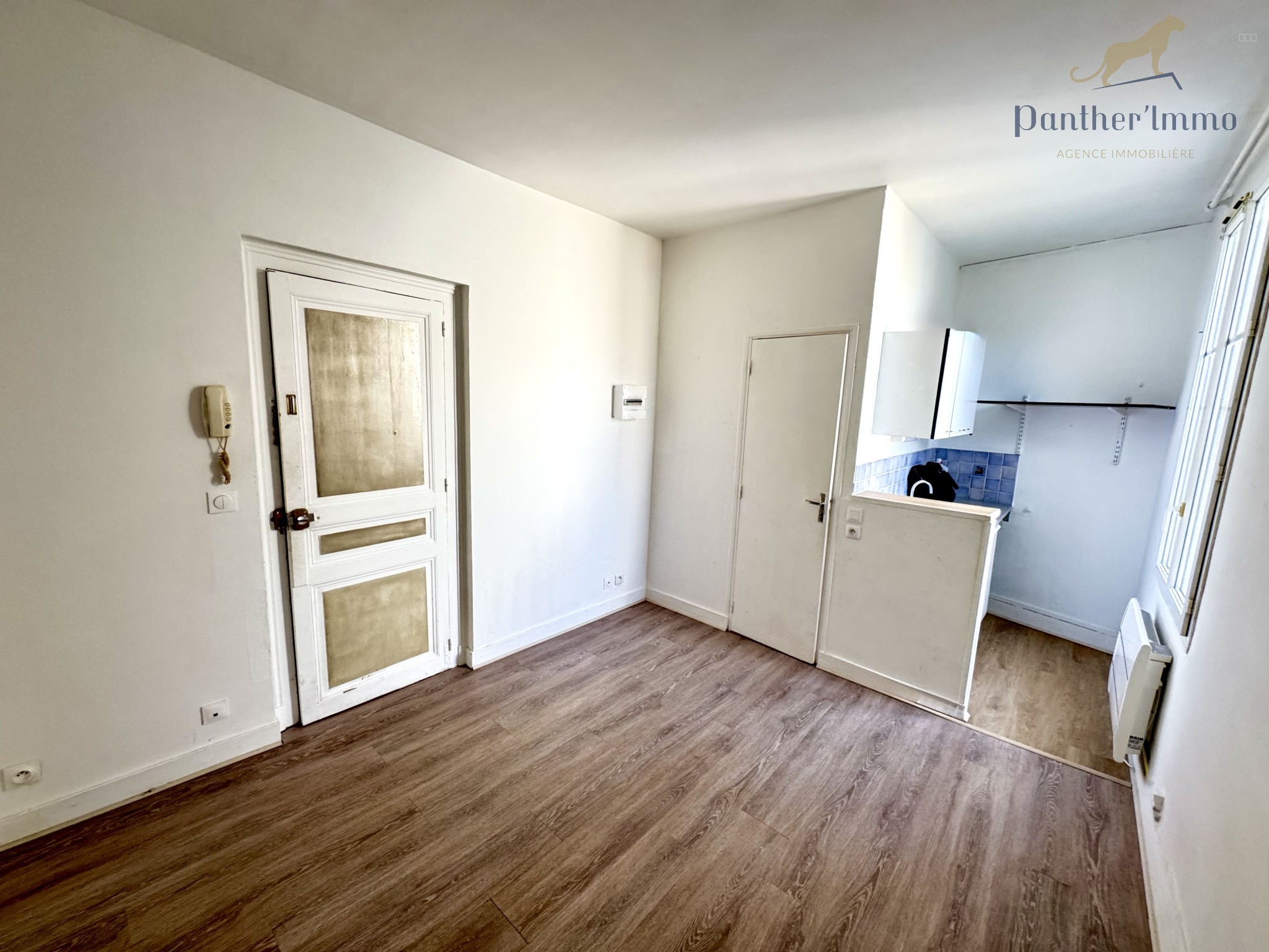 Beau Studio Dans la Tranchée — photo 1