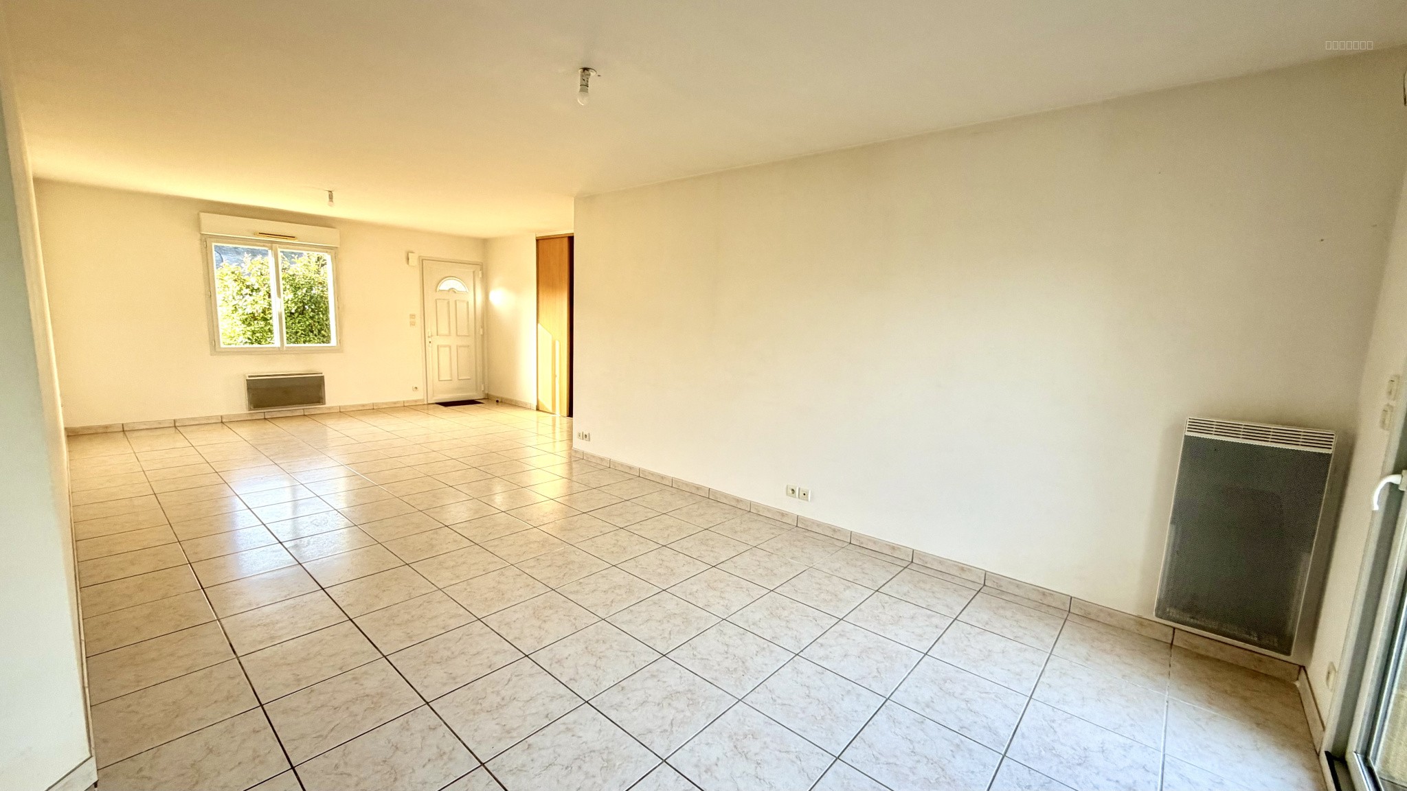 A VENDRE MAISON RÉCENTE SAINT CLÉMENT DE LA PLACE — photo 3