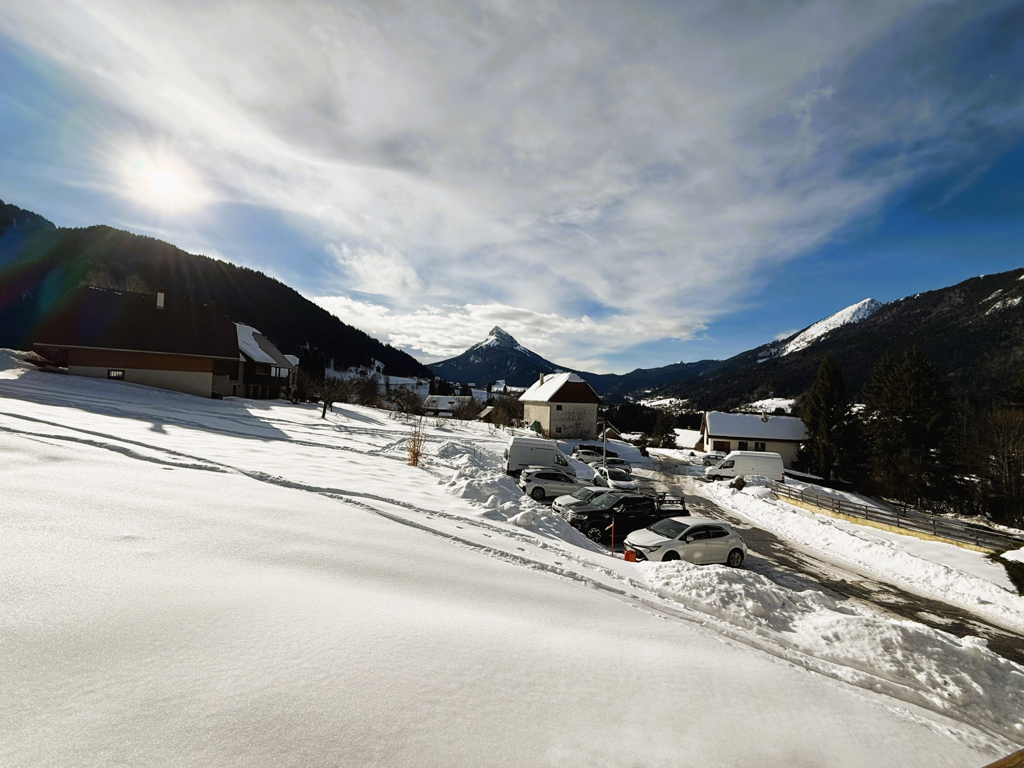 Villa à vendre à St pierre de chartreuse, 523 m², 6 pièces – photo 2 sur 20