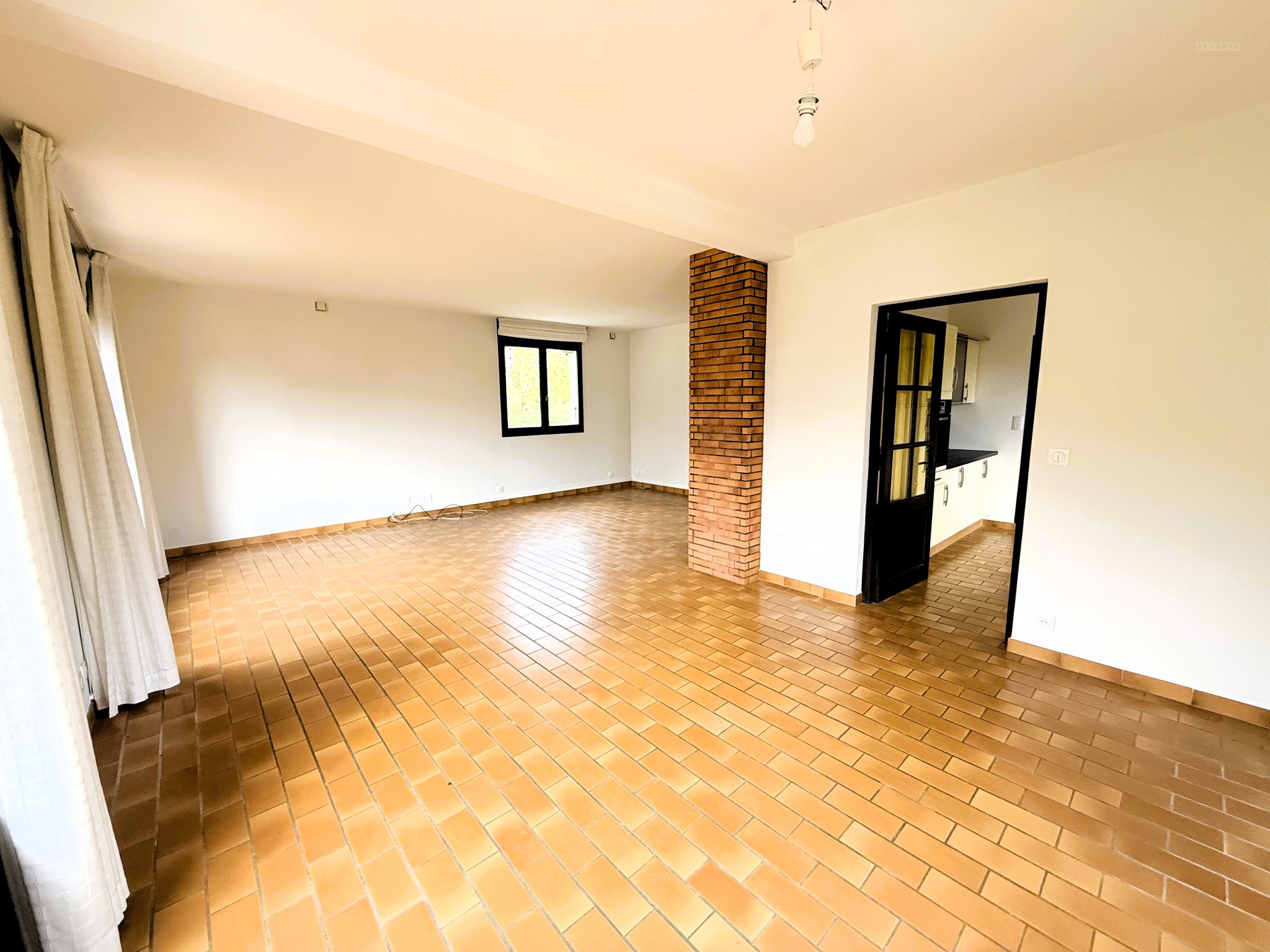 Maison à vendre à St baldoph, 207 m², 11 pièces – photo 3 sur 15